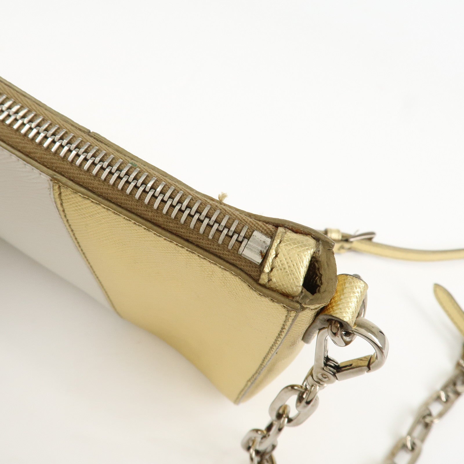 PRADA Logo Leather Crossbody Chain Shoulder Bag Gold BT947C
