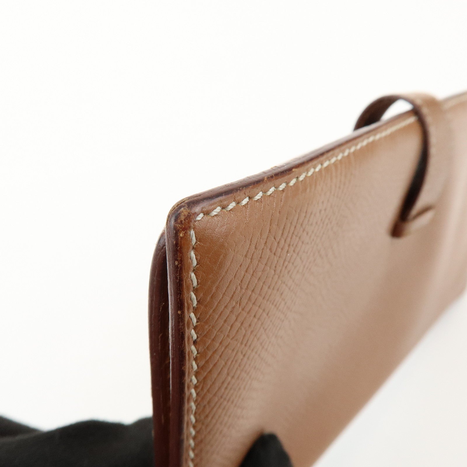 HERMES Béarn Classic Leather Long Wallet Chevrelle Gold
