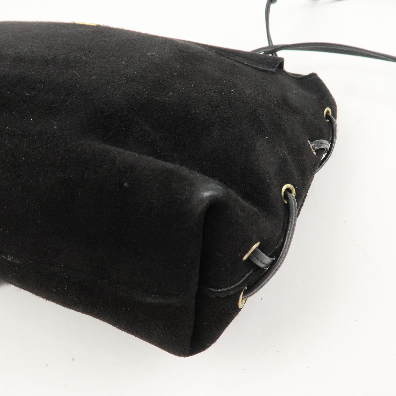 GUCCI Suede Leather Heart Shoulder Bag Black 95107