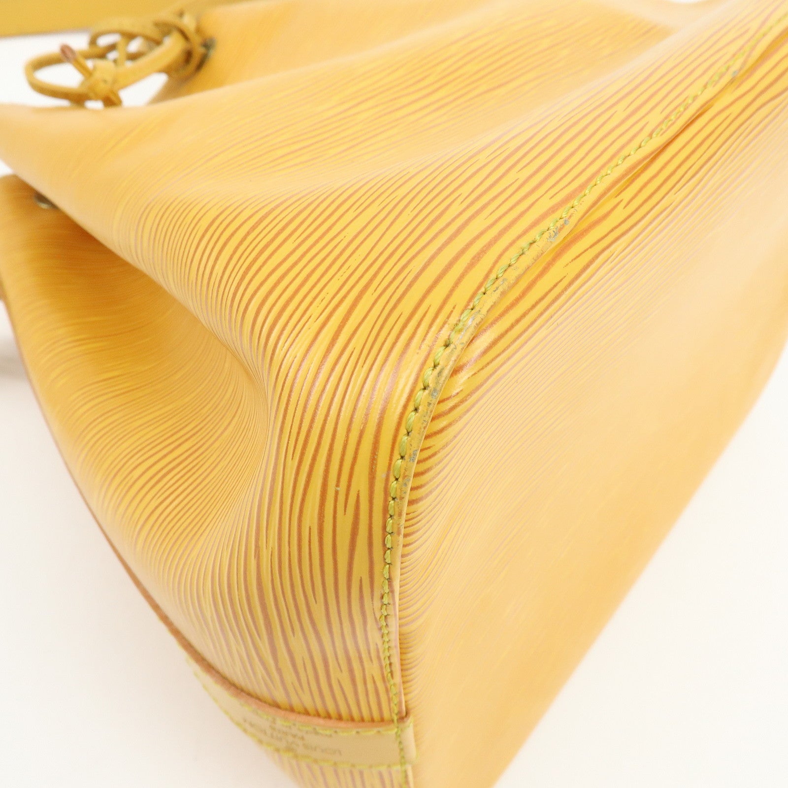 Louis Vuitton Epi Petit Noe Shoulder Bag Tassili Yellow M44109