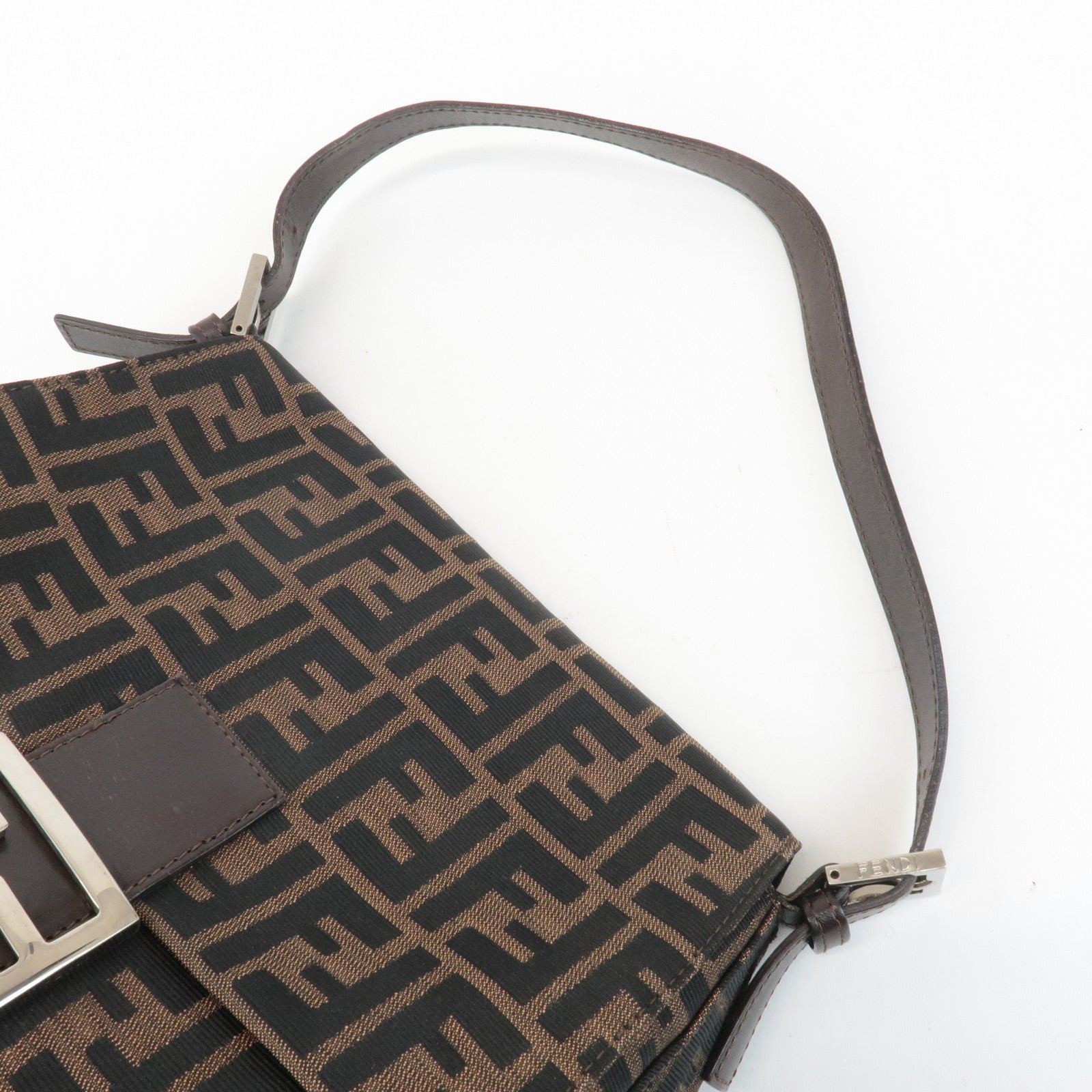 FENDI Mamma Baguette Canvas Leather Shoulder Bag Silver HDW 26325 Used