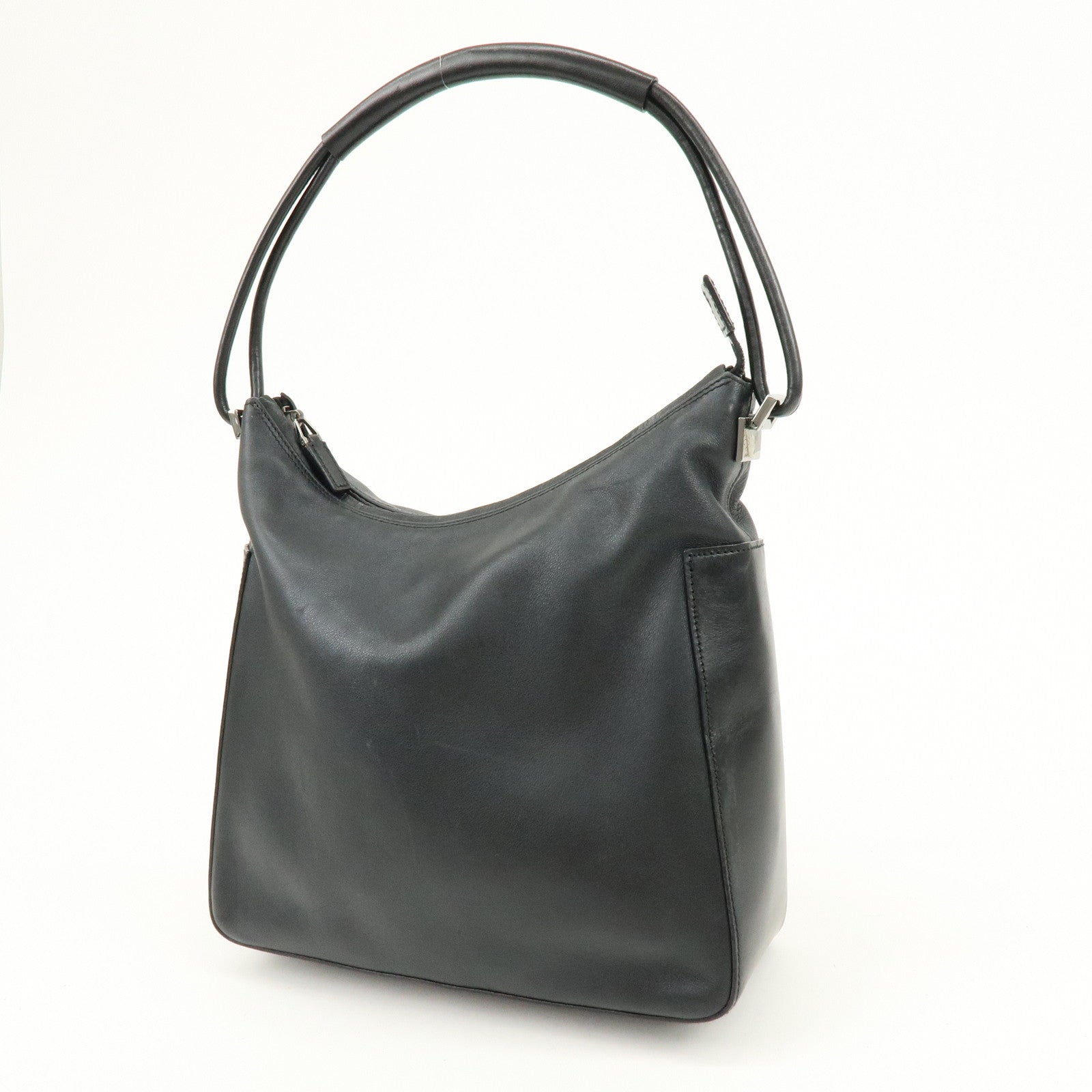GUCCI Logo Leather Shoulder Bag Hand Bag Black 001.3766