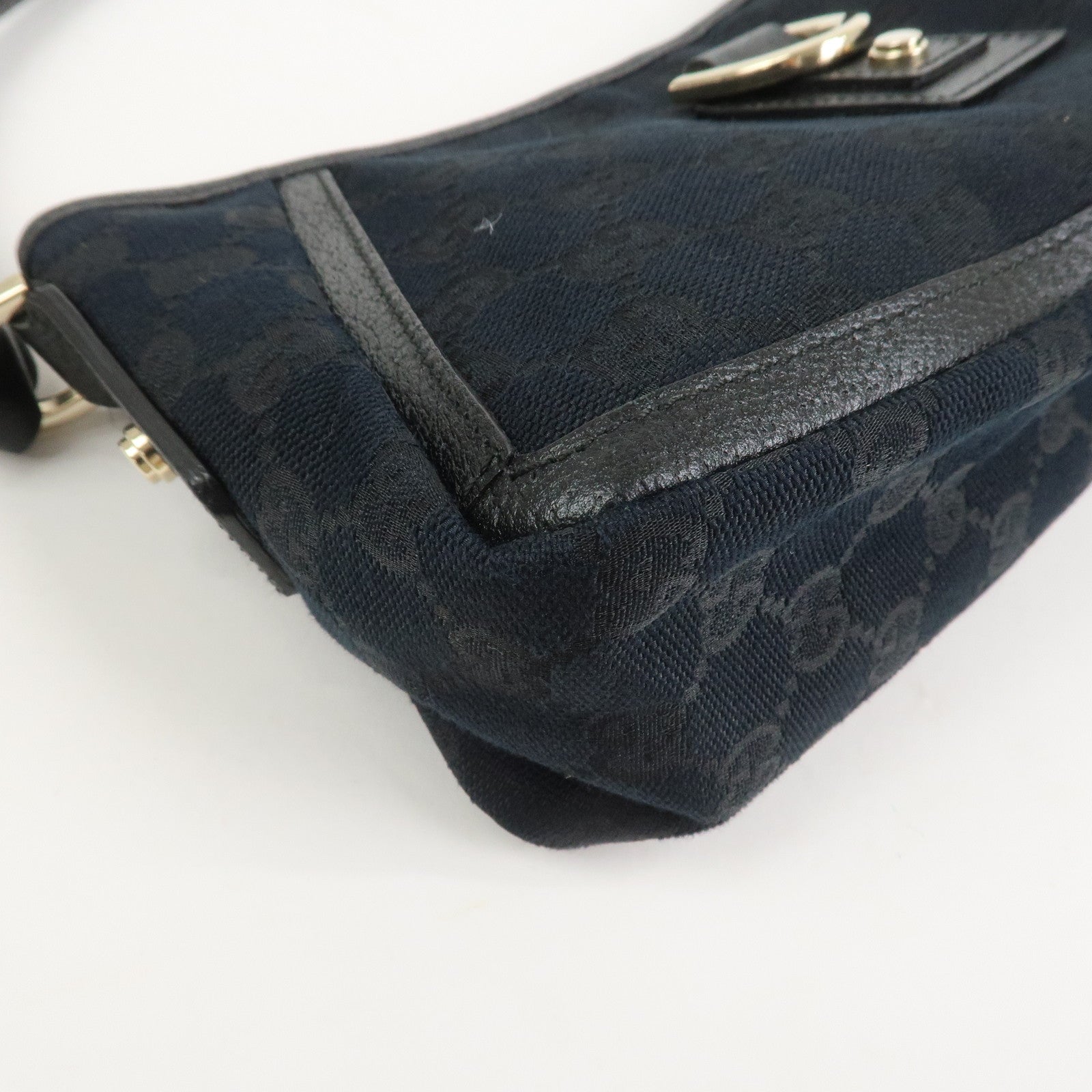 GUCCI Abbey GG Canvas Leather Shoulder Bag 130939