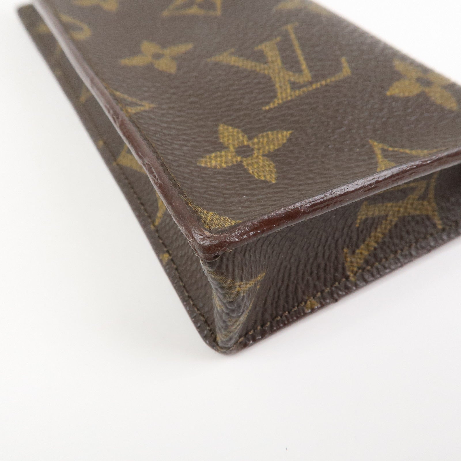 Louis Vuitton Monogram etui a lunettes Simple Glasses Case M62962