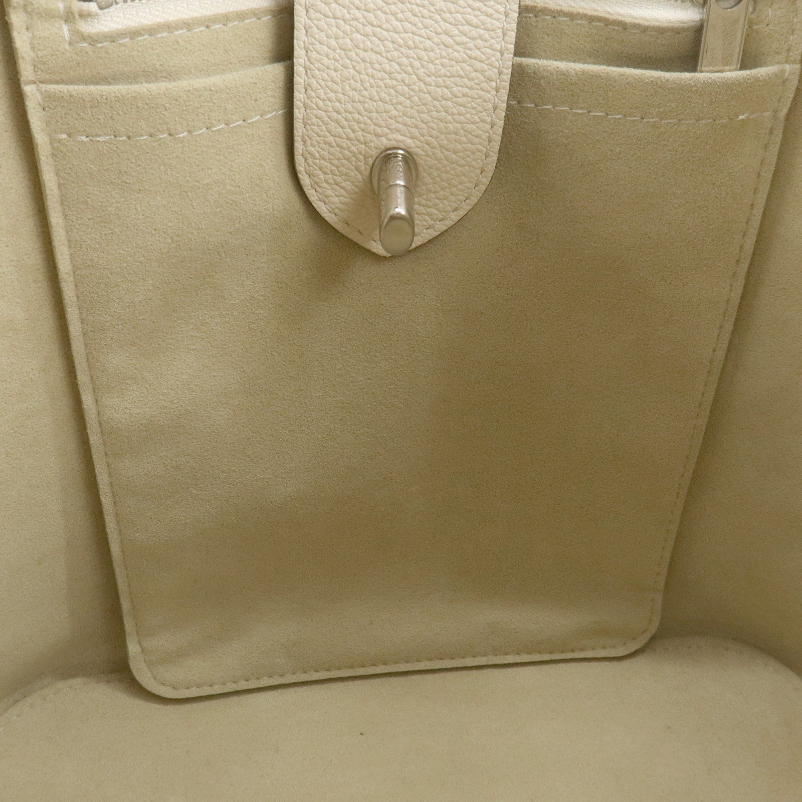 Louis Vuitton Lockme Calf Leather Bucket Shoulder Bag Flower M53081
