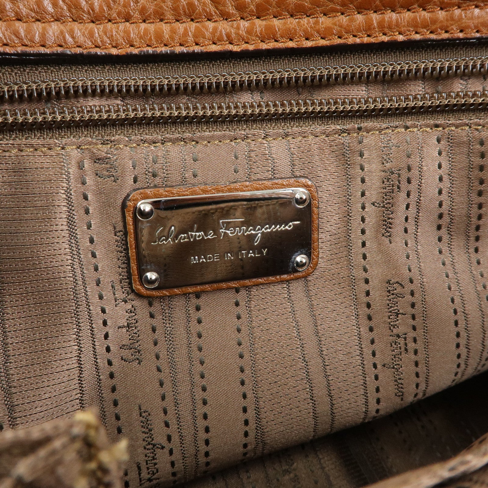 Ferragamo Gancini Leather Pleated Shoulder Bag Hand Bag Brown