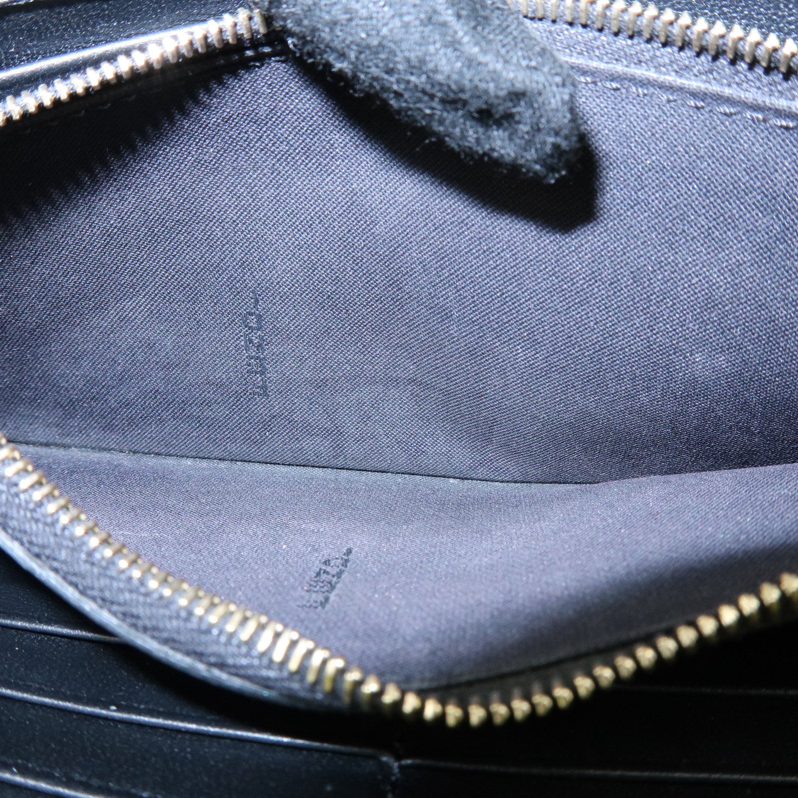 FENDI Zucca Leather Continental Long Wallet Black 8M0251