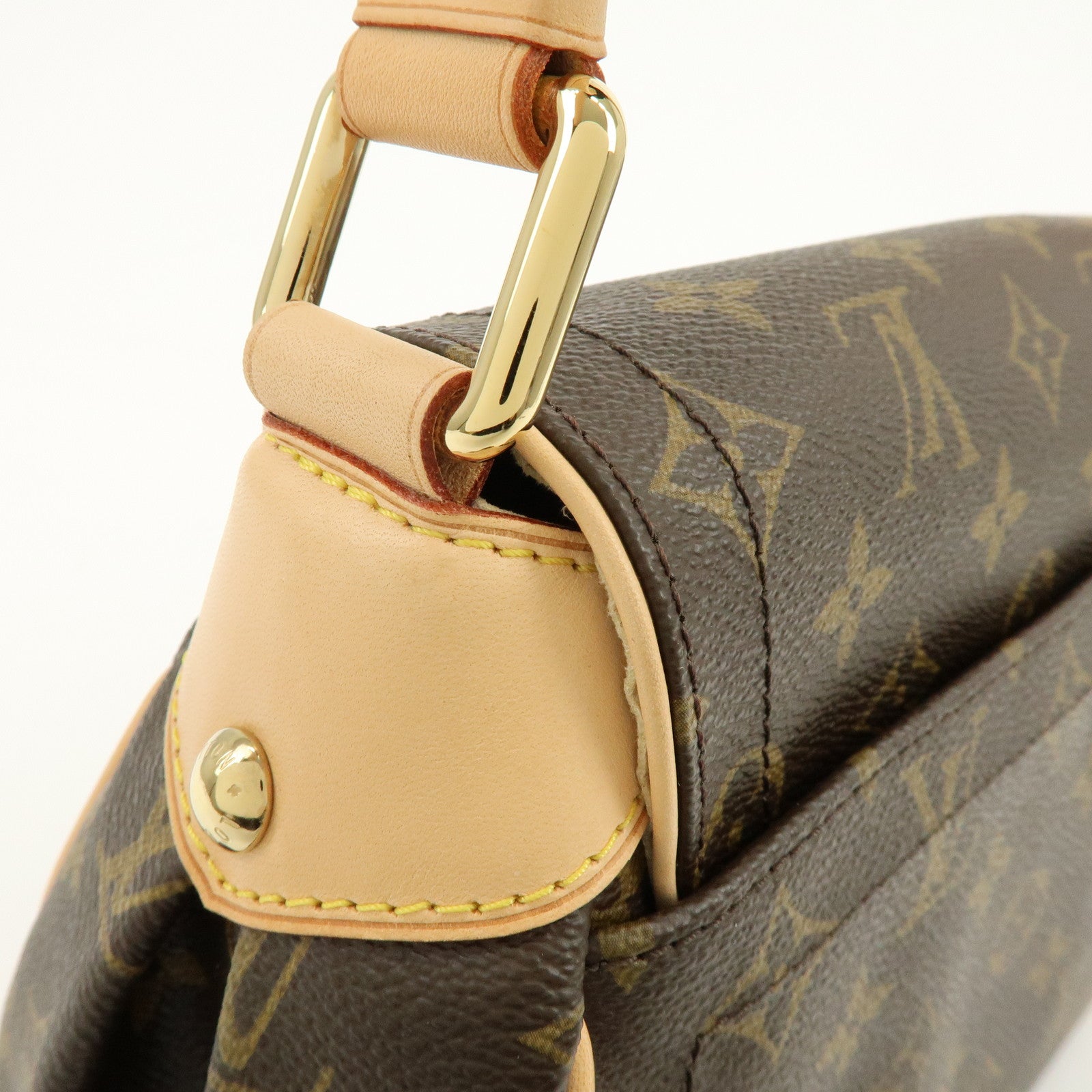 Louis Vuitton Monogram Beverly MM Shoulder Bag Brown M40121