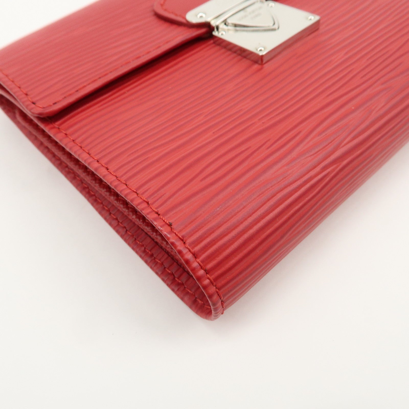 Louis Vuitton Epi Portefeuille Koala Wallet Rouge M5801E