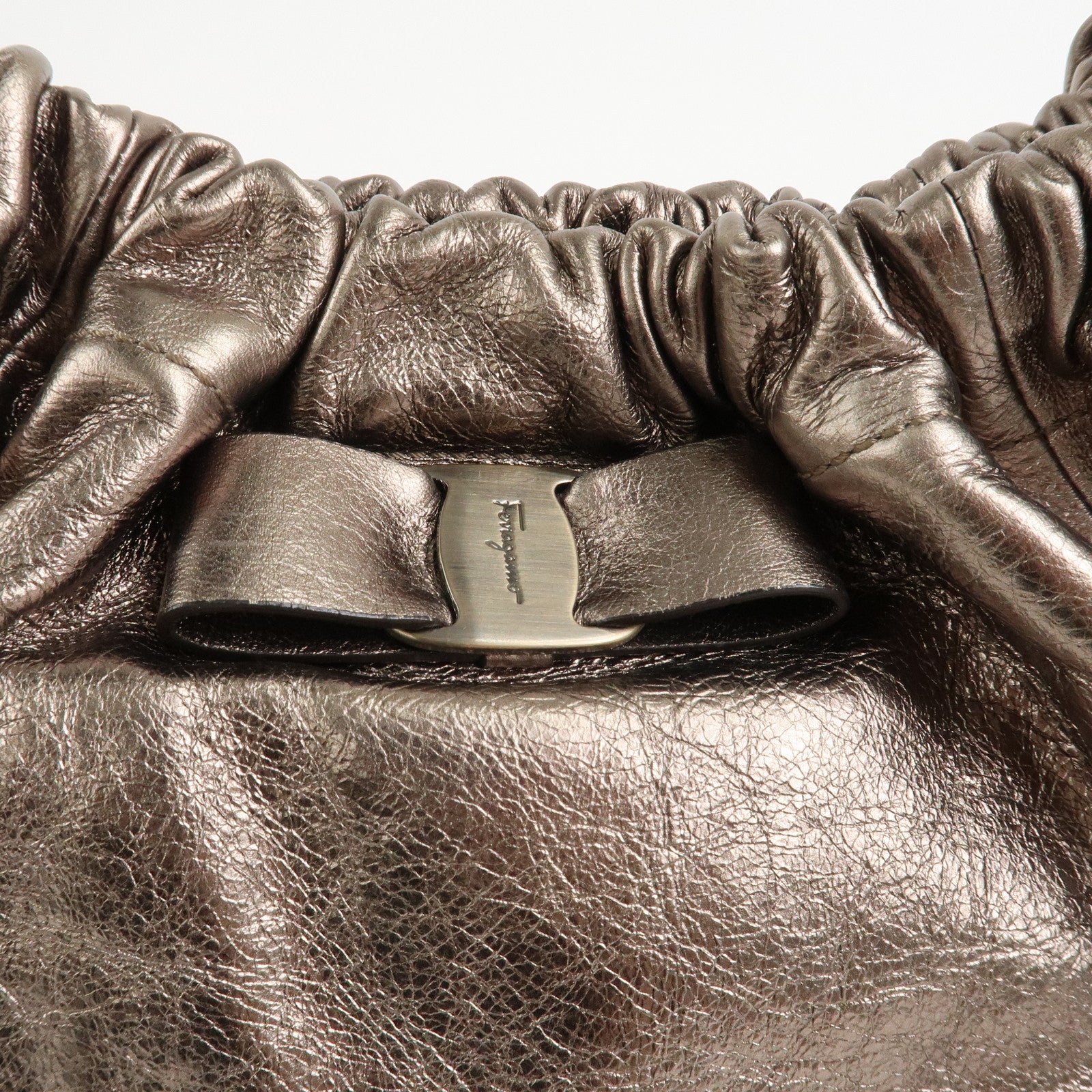 Ferragamo Vara Ribbon Logo Leather Shoulder Bag Hand Bag Silver