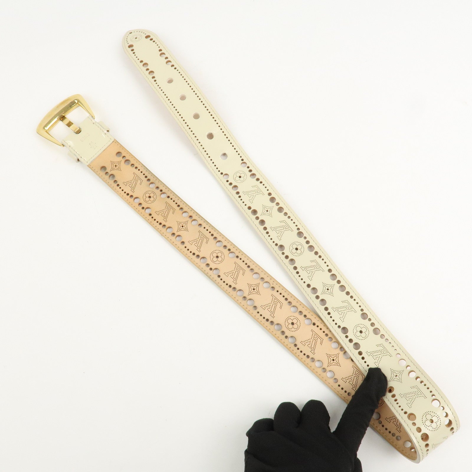 Louis Vuitton Leather Ceinture Phenix Ivory Belt 88/34 M9680 Used