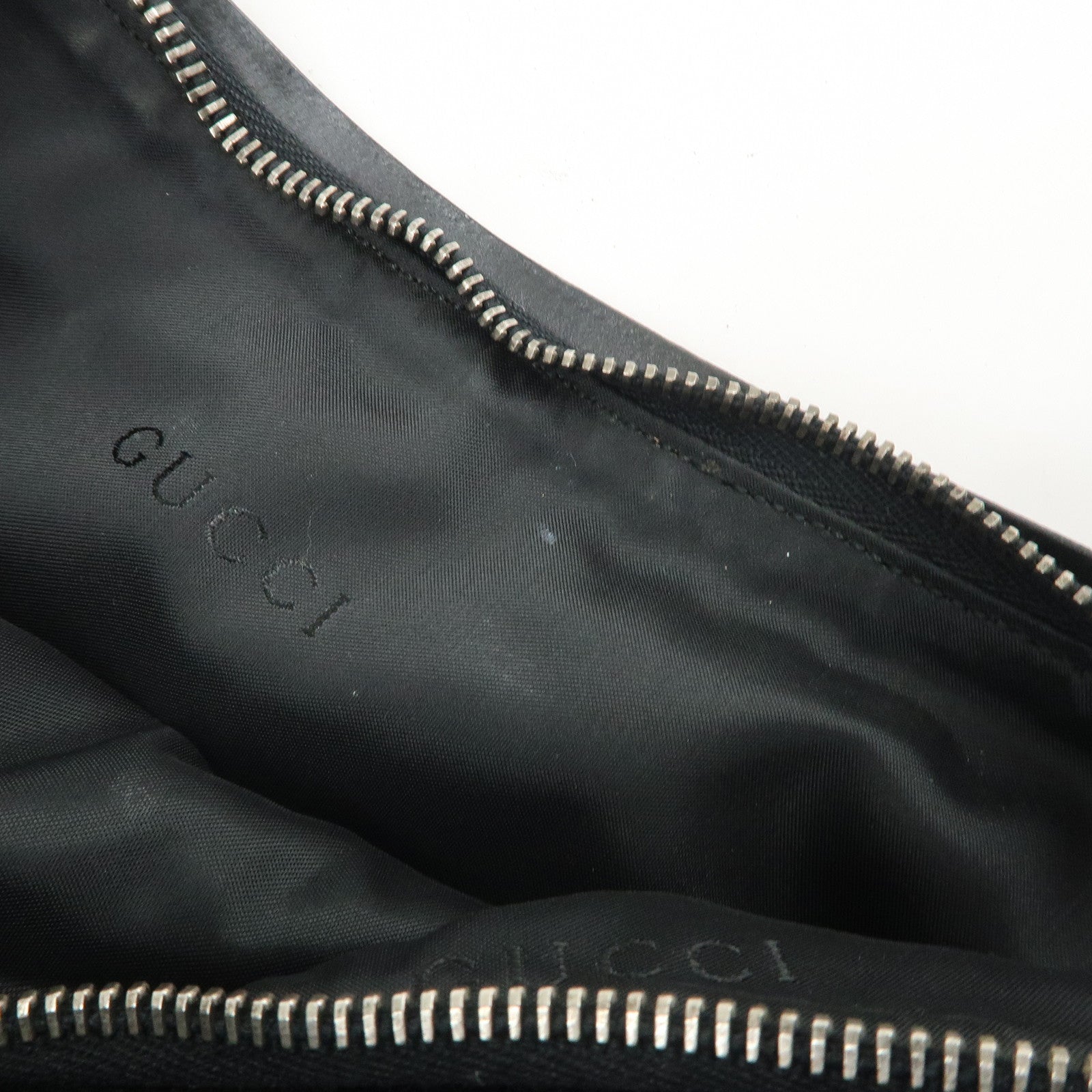 GUCCI Nylon Leather Shoulder Bag Hand Bag Black 001 ・3766