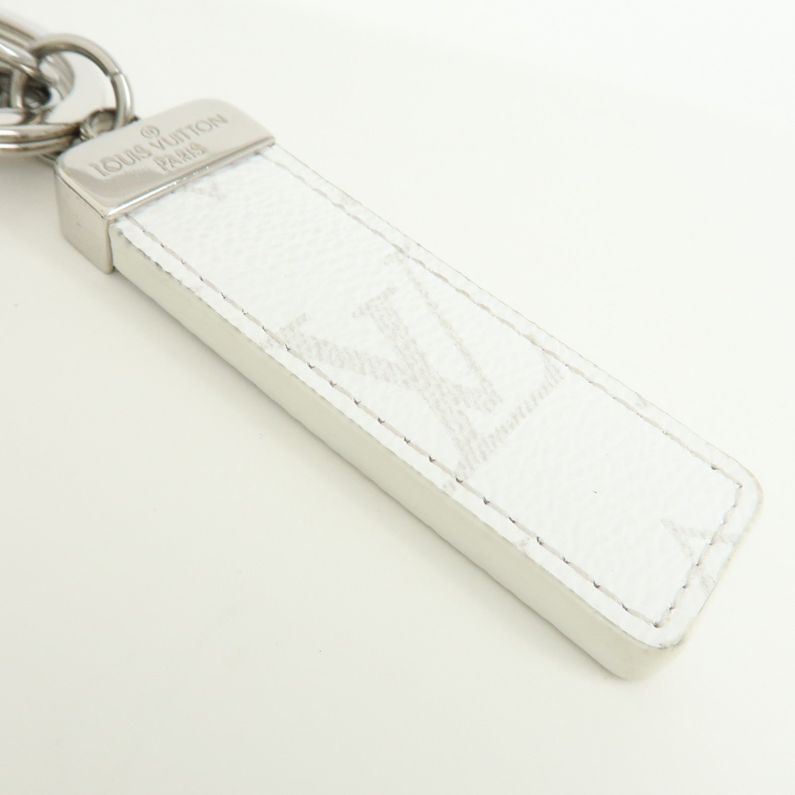 Louis Vuitton Monogram Canvas Taiga Leather Bag Charm Blanc M01347