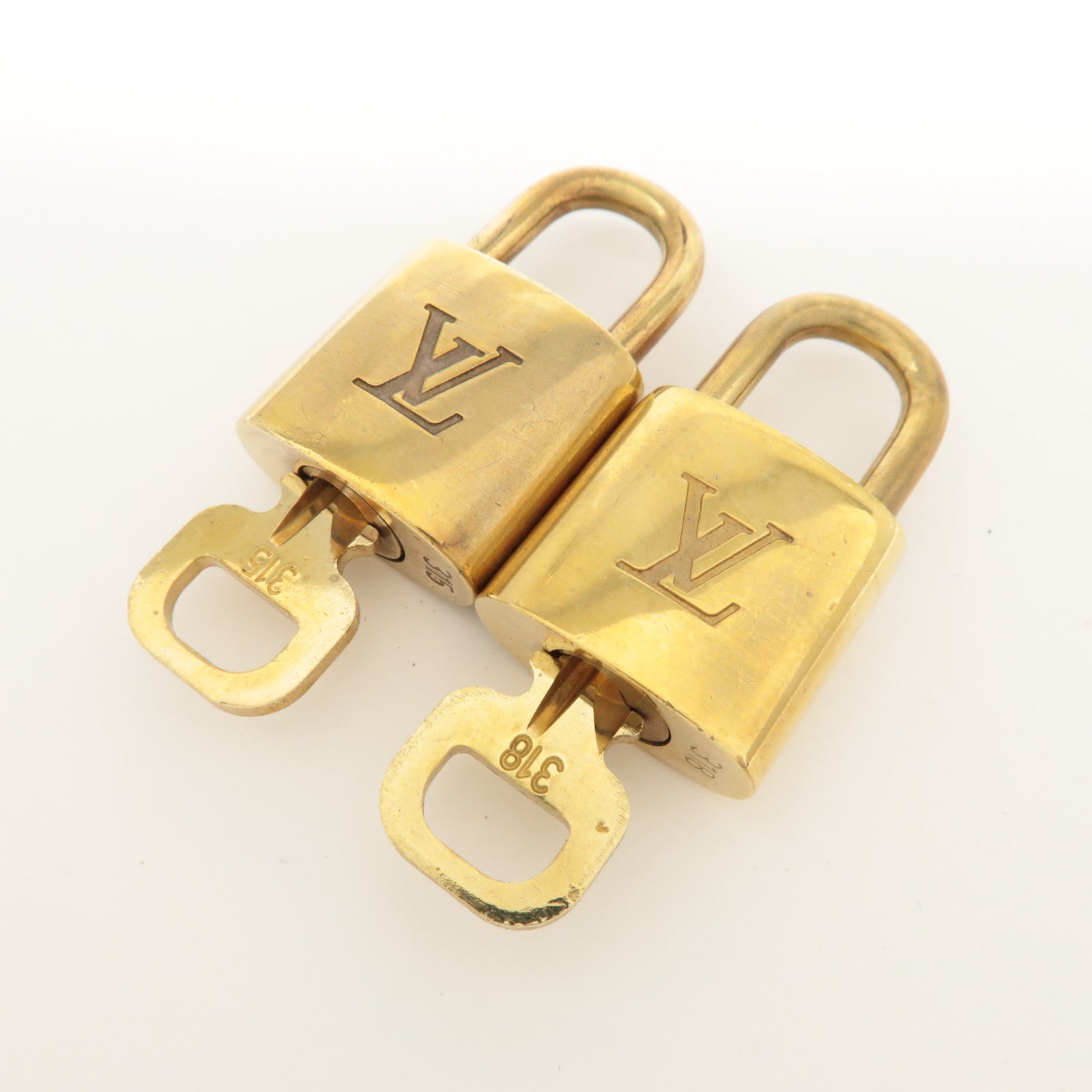 Louis Vuitton Set of 10 Lock & Key Cadena Key Lock Metal Gold Used
