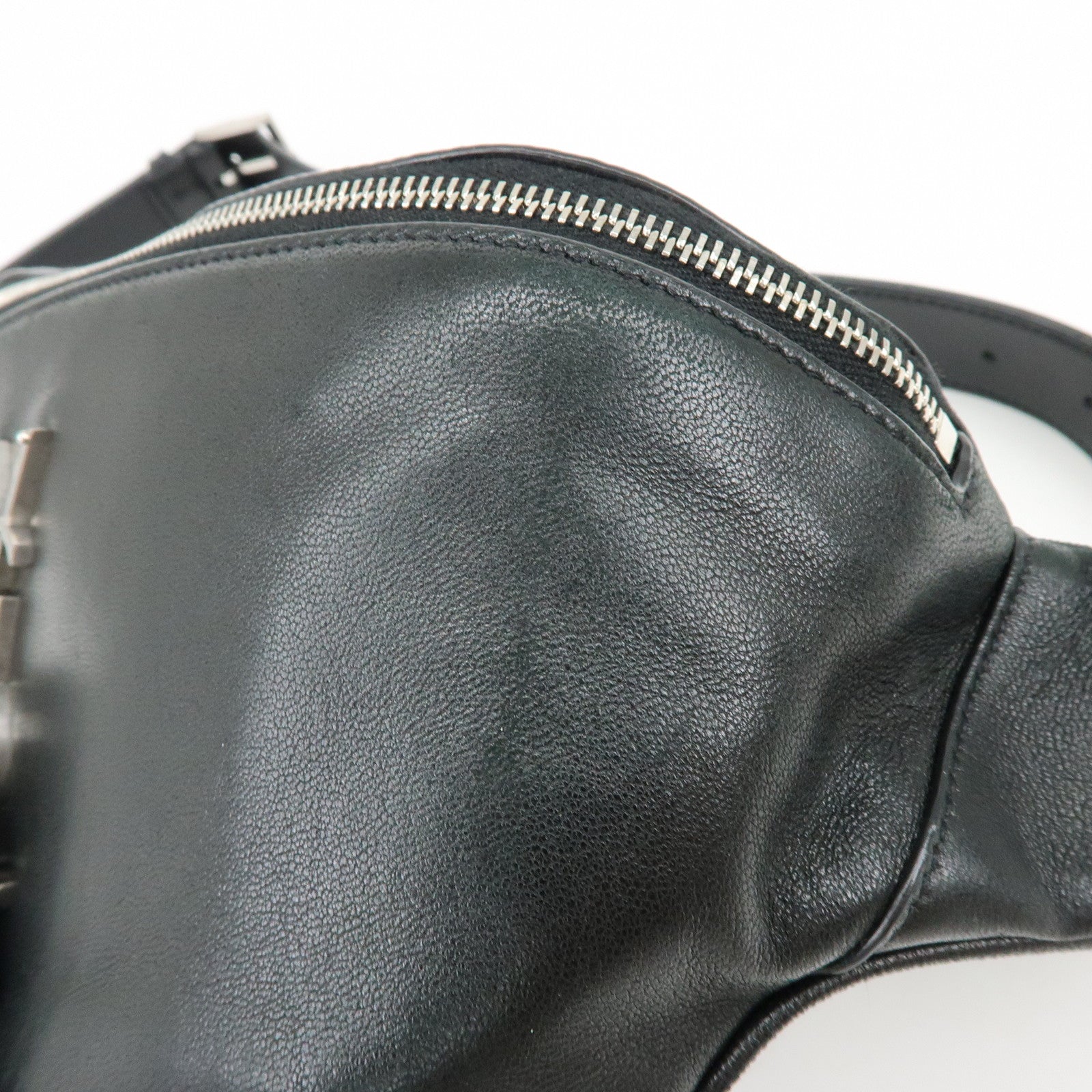 SAINT LAURENT PARIS Cassandra Leather Classic Belt Bag Black 590076