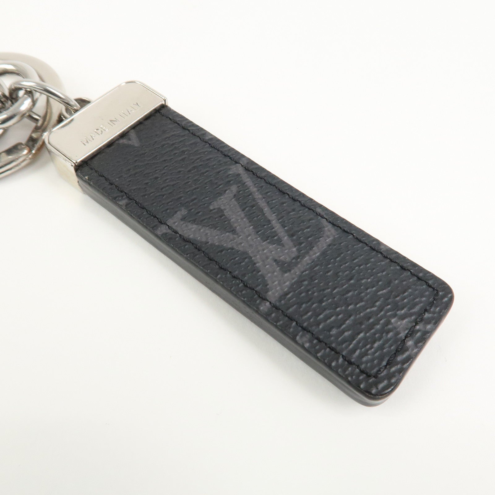 Louis Vuitton Monogram Eclipse Reverse Neo LV Club Bag Charm M01526