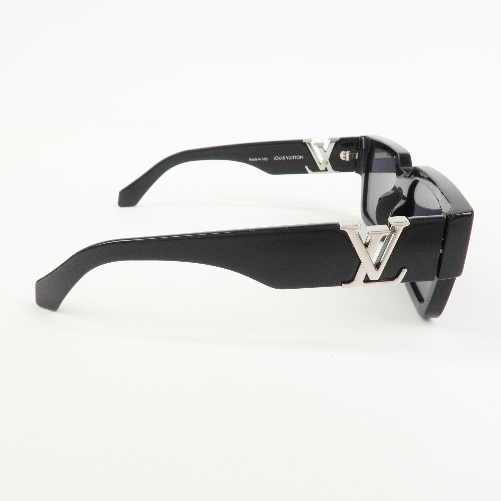 Louis Vuitton LV Sleek Square Plastic Sunglasses Black Z2178E