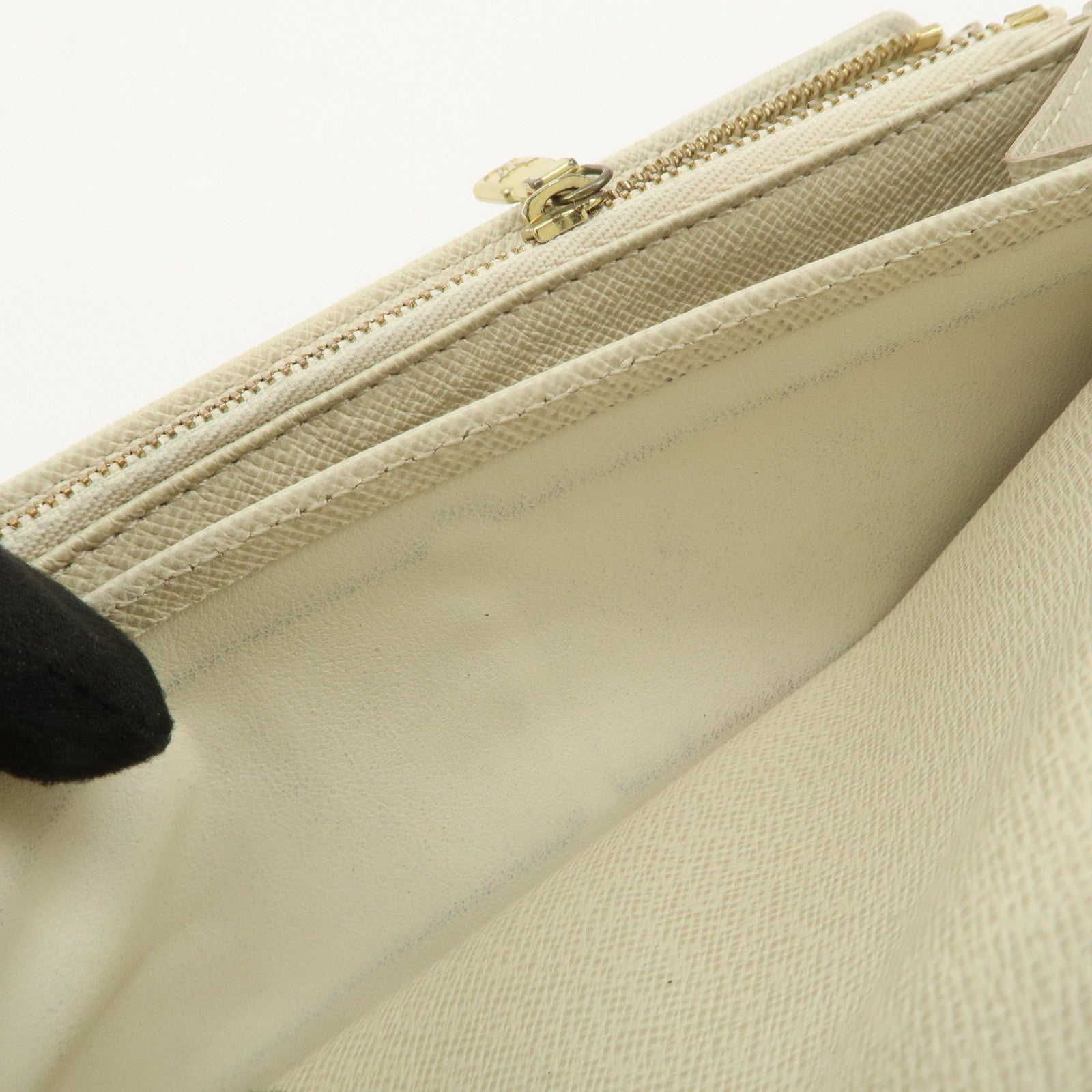 Louis Vuitton Monogram Mini Lin Portefeuille Sarah Wallet M95311