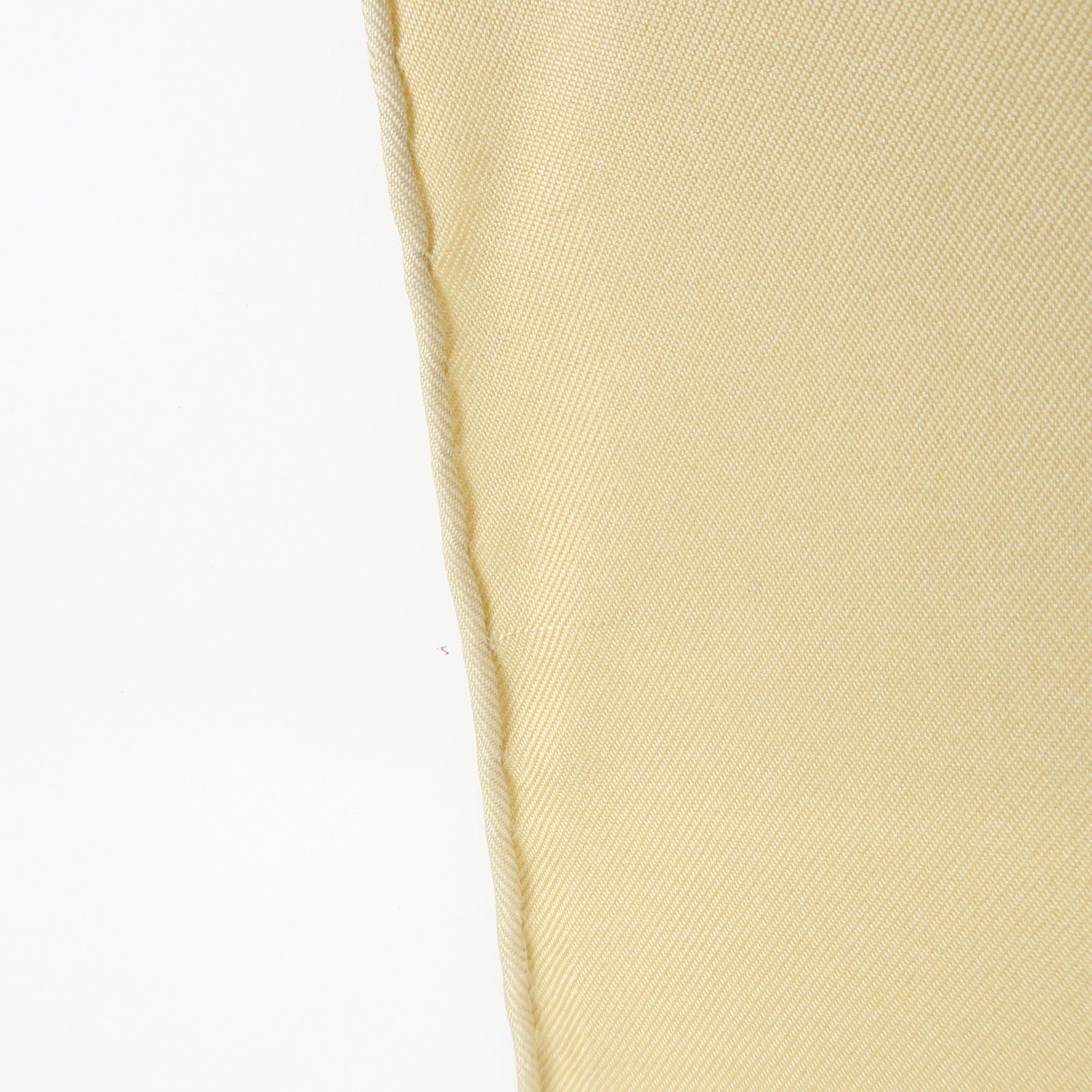 HERMES Carre 90 Silk 100% Scarf OMBRELLES ET PARAPLUIES Beige