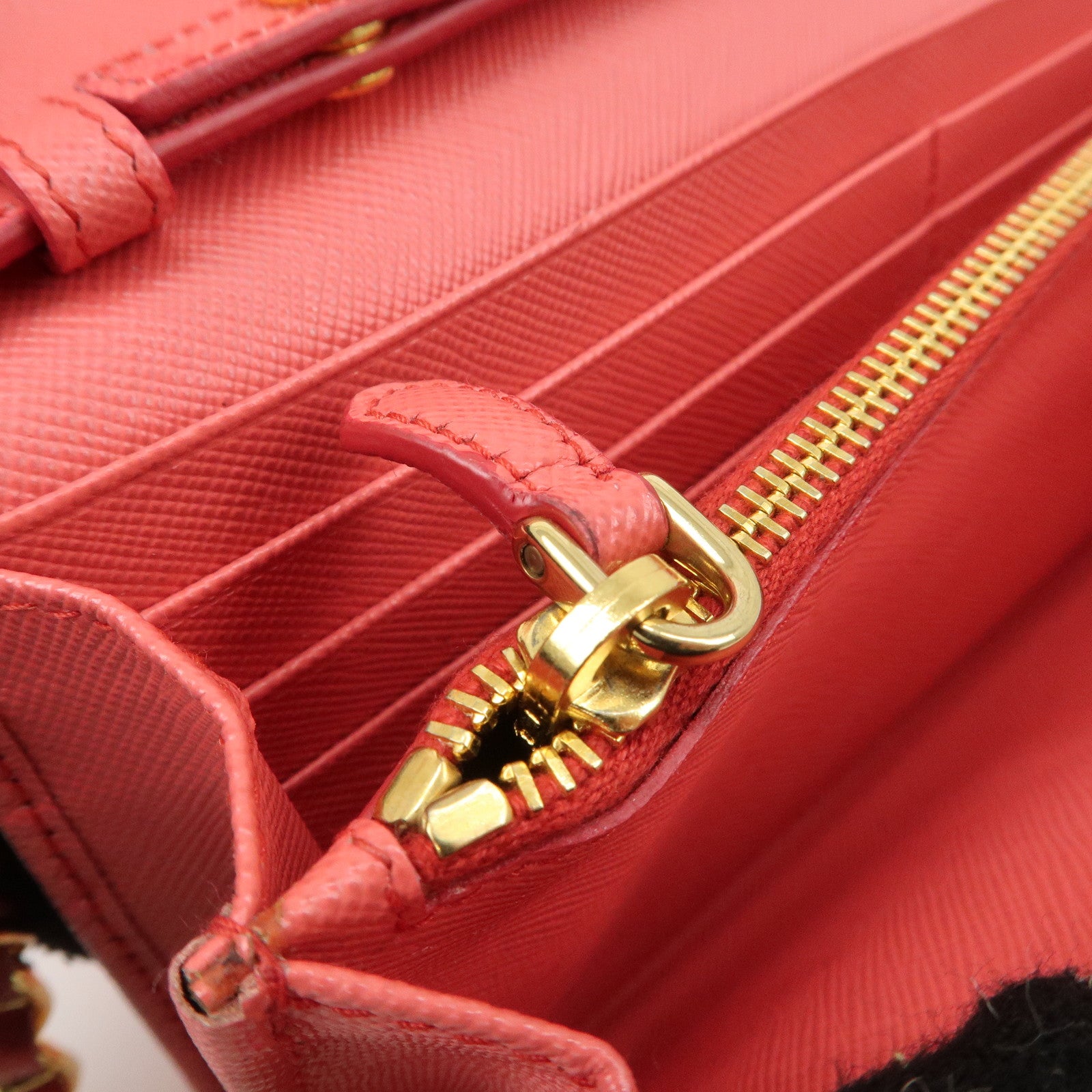 PRADA Saffiano Metal Chain Strap Wallet Shoulder Bag Pink Gold 1M1290 Used