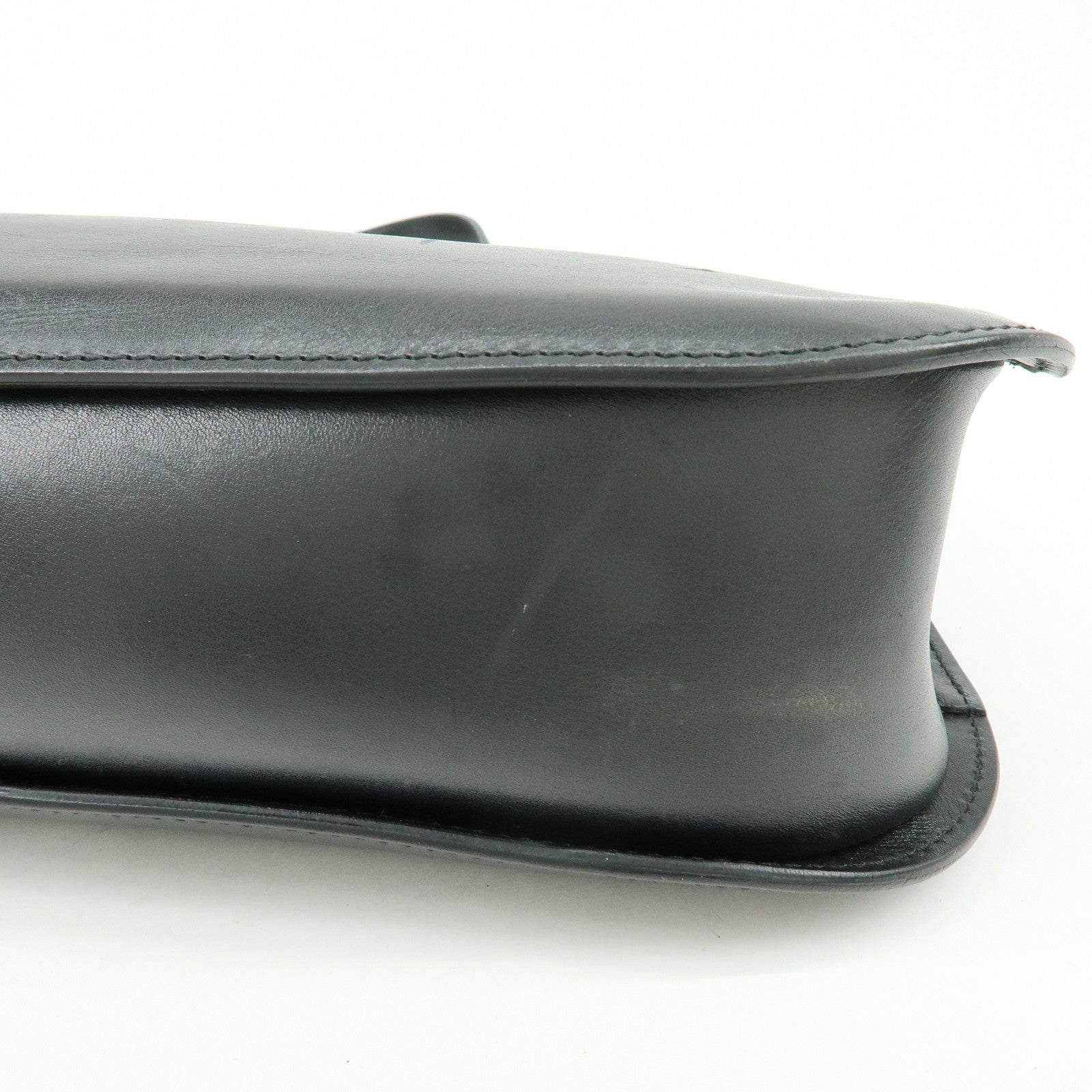 GUCCI Logo Leather Shoulder Bag Hand Bag Black 001・3767