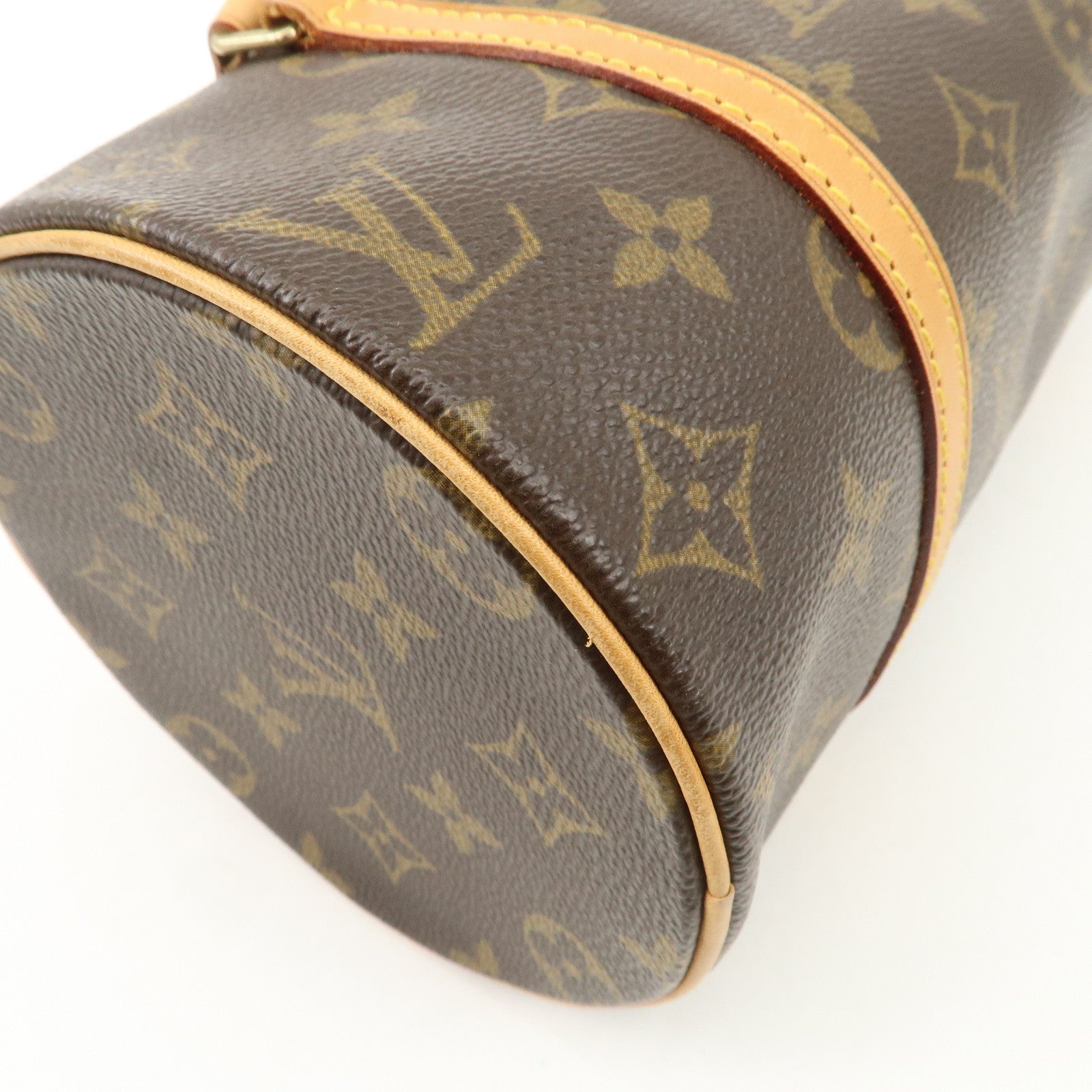 Louis Vuitton Monogram Papillon 26 Hand Bag New Style M51386 Used