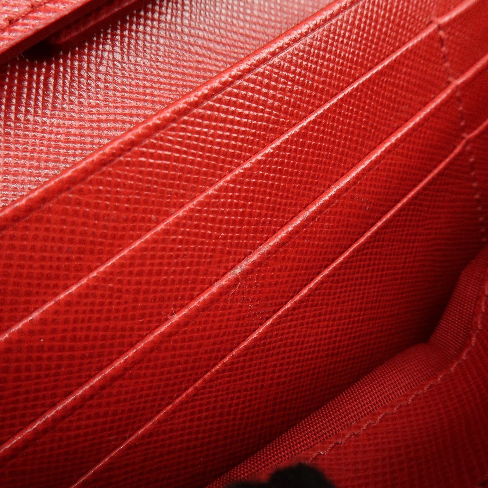 PRADA Saffiano Leather Chain Wallet Shoulder Bag Red 1M1290