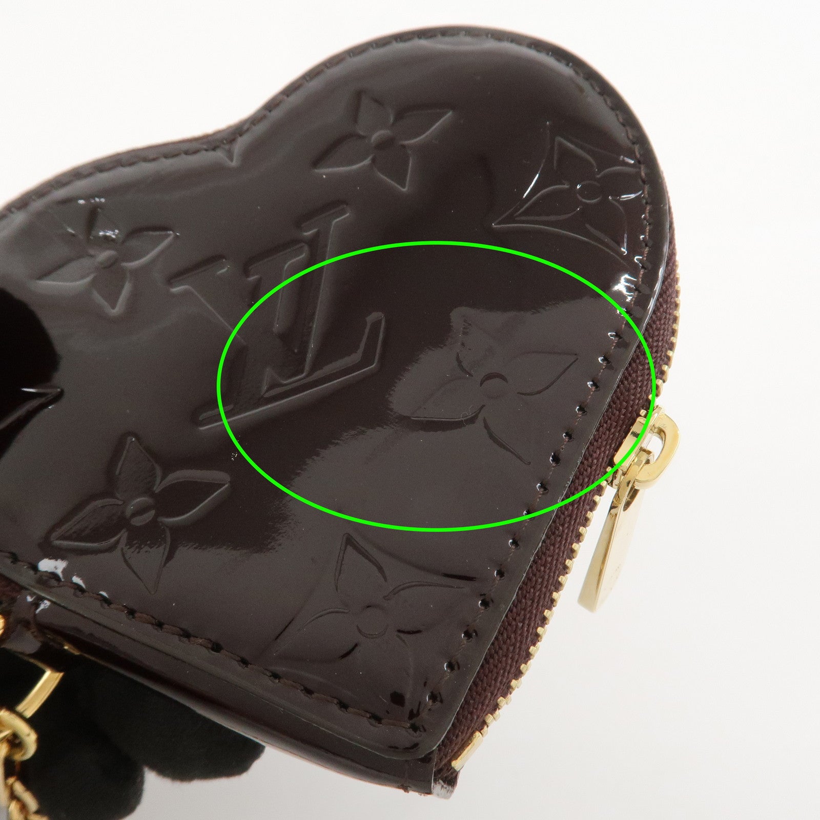 Louis Vuitton Monogram Vernis Porte Monnaie Coeur Amarante M93561