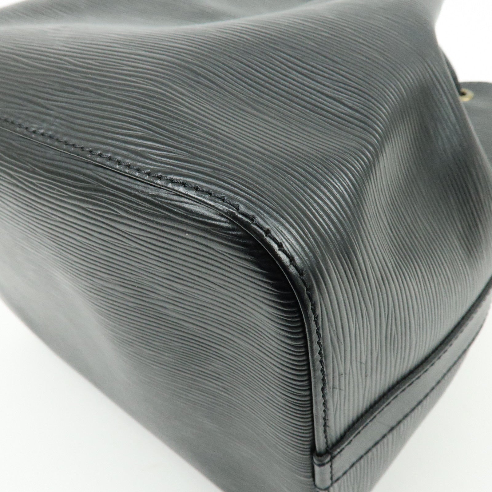 Louis Vuitton Epi Petit Noe Shoulder Bag Noir Black M59012