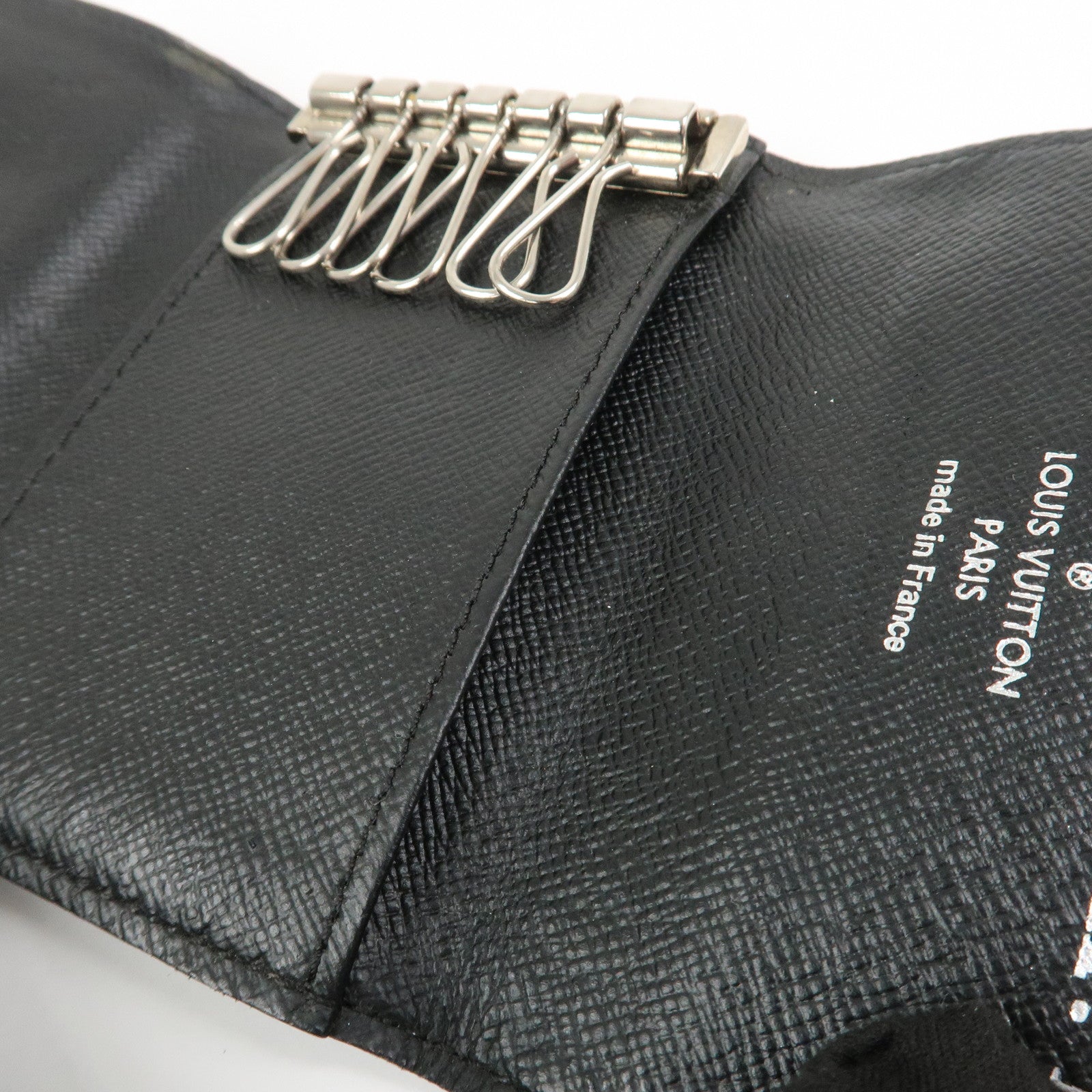 Louis Vuitton Damier Graphite Multicle 6 Key Case Gray Black N62662