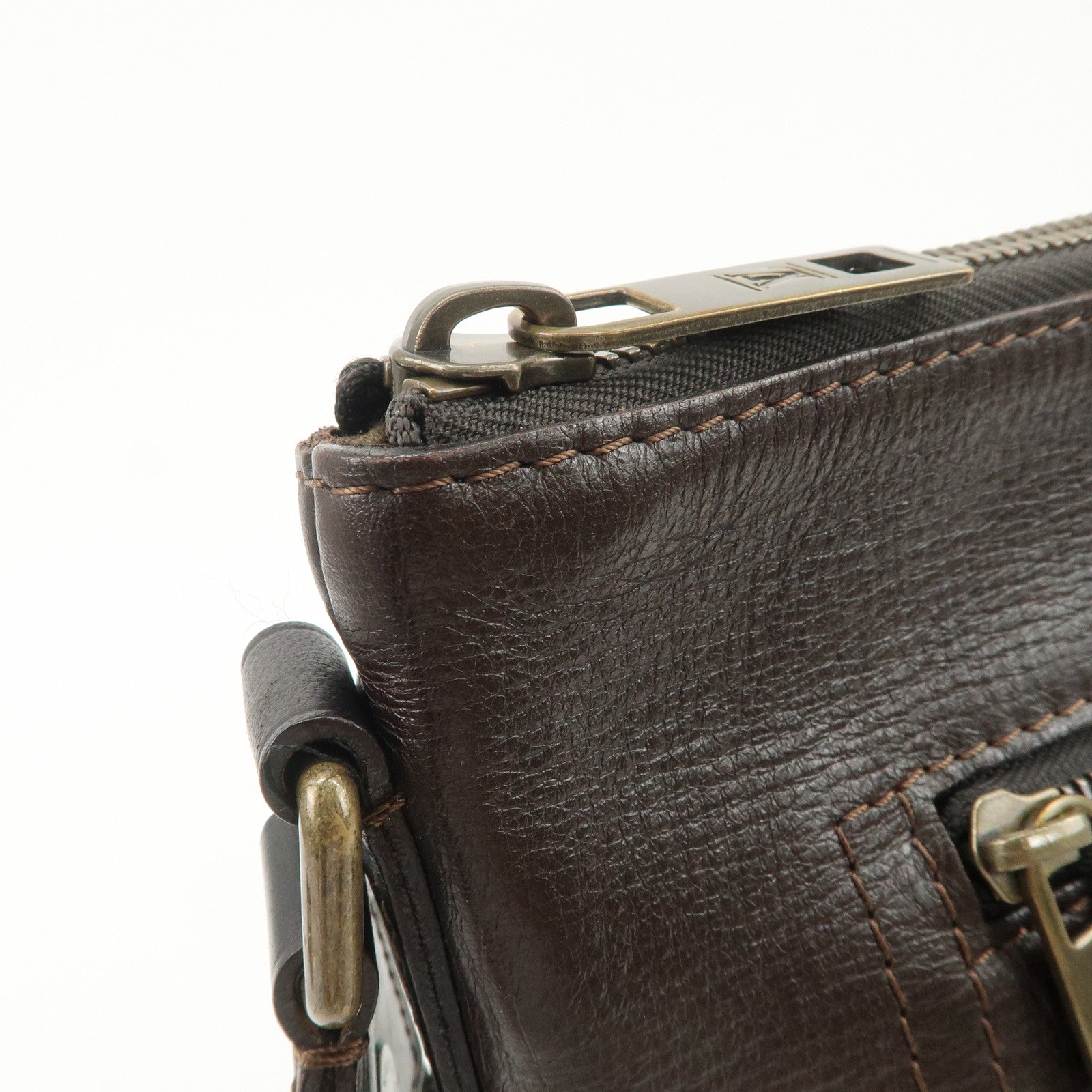 Louis Vuitton Utah Leather Shawnee MM Shoulder Bag Cafe M93453