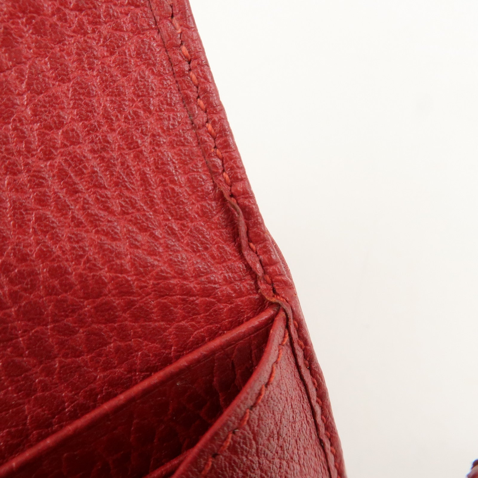GUCCI GG Marmont Leather Mudium Compact Wallet Red 598587