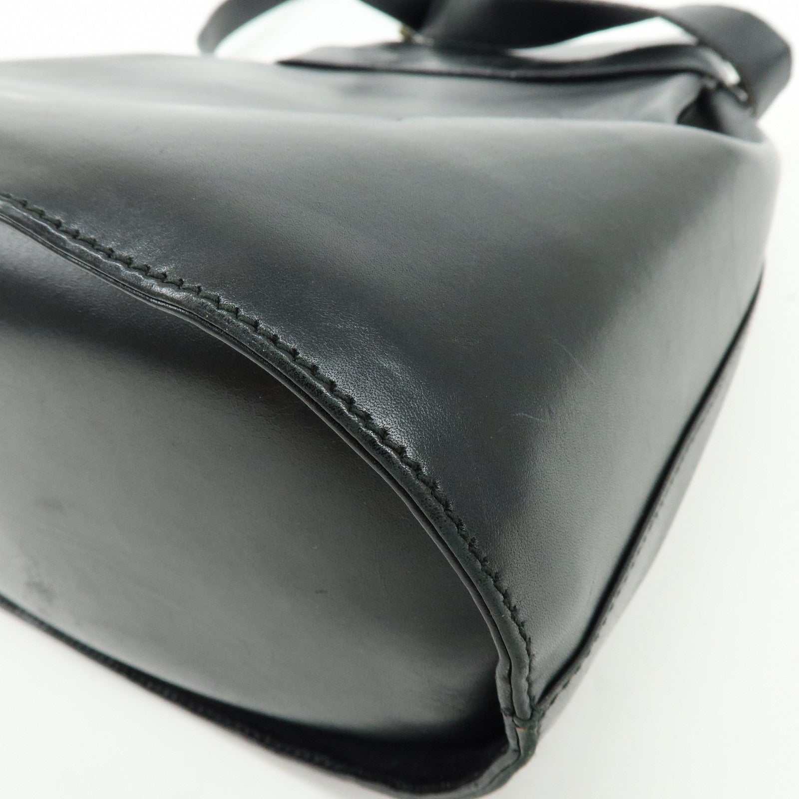Ferragamo Gancini Leather Shoulder Bag Hand Bag Black
