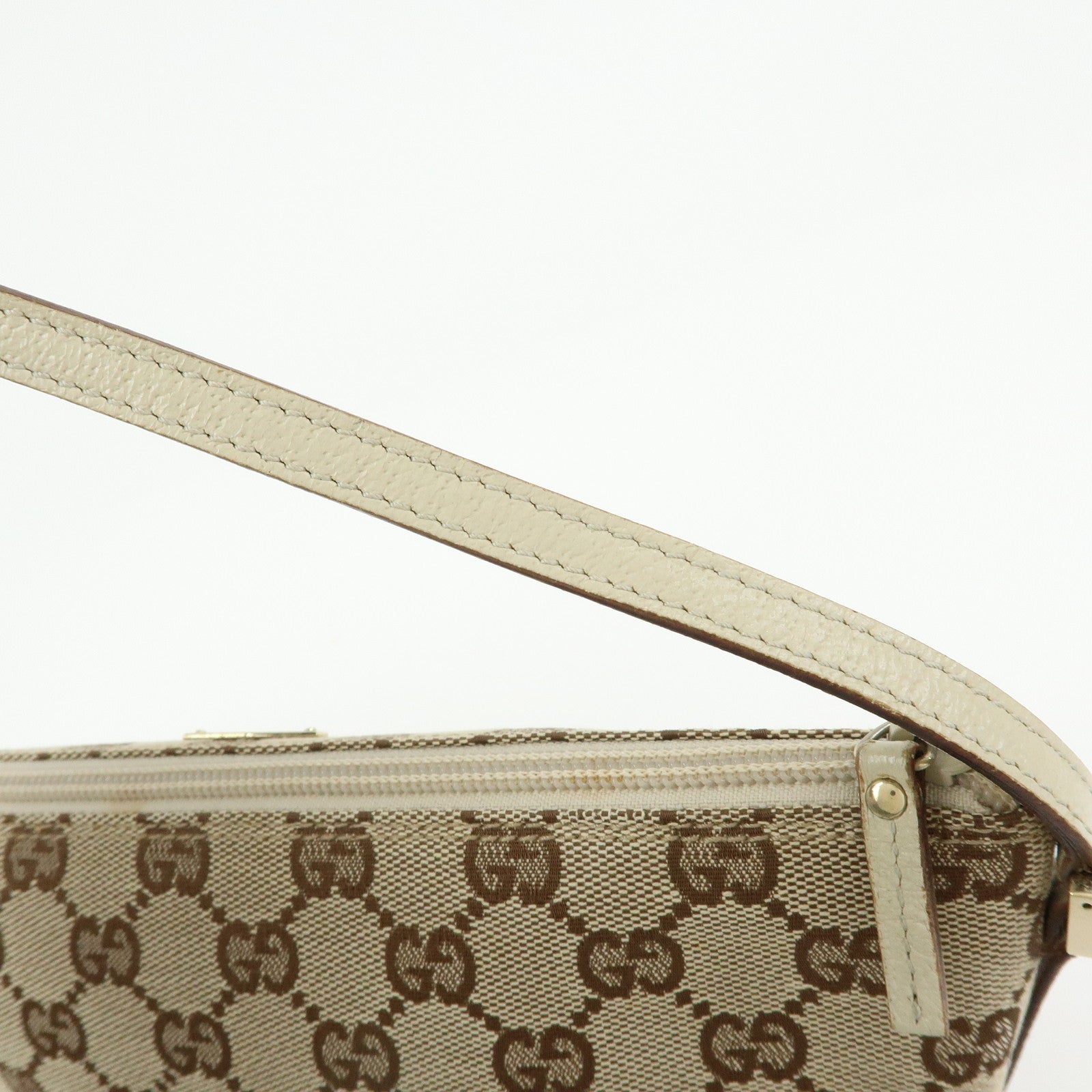 GUCCI Boat Bag GG Canvas Leather Hand Bag Pouch Brown Ivory 07198