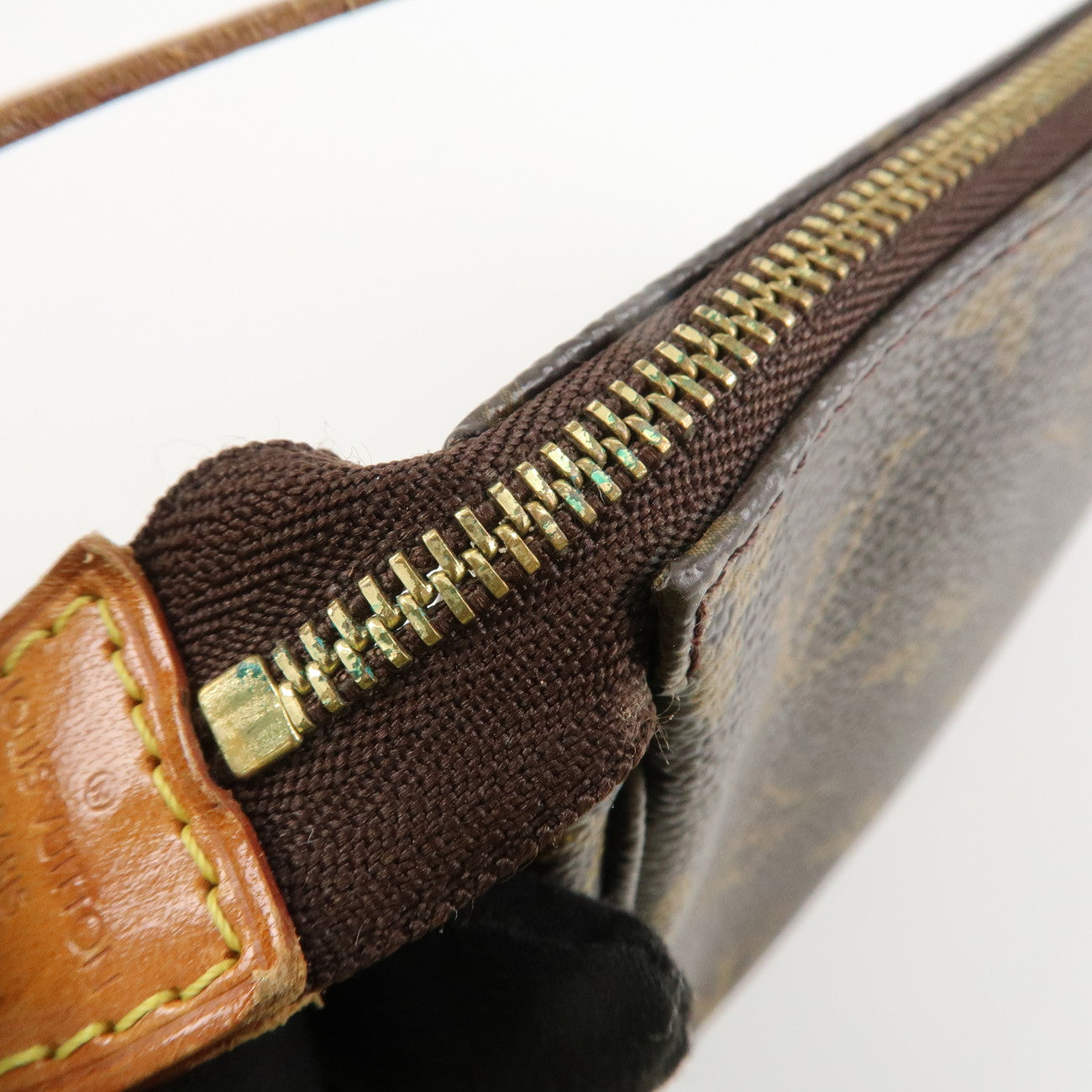 Louis Vuitton Monogram Pochette Accessoires Hand Bag Brown M51980 Used