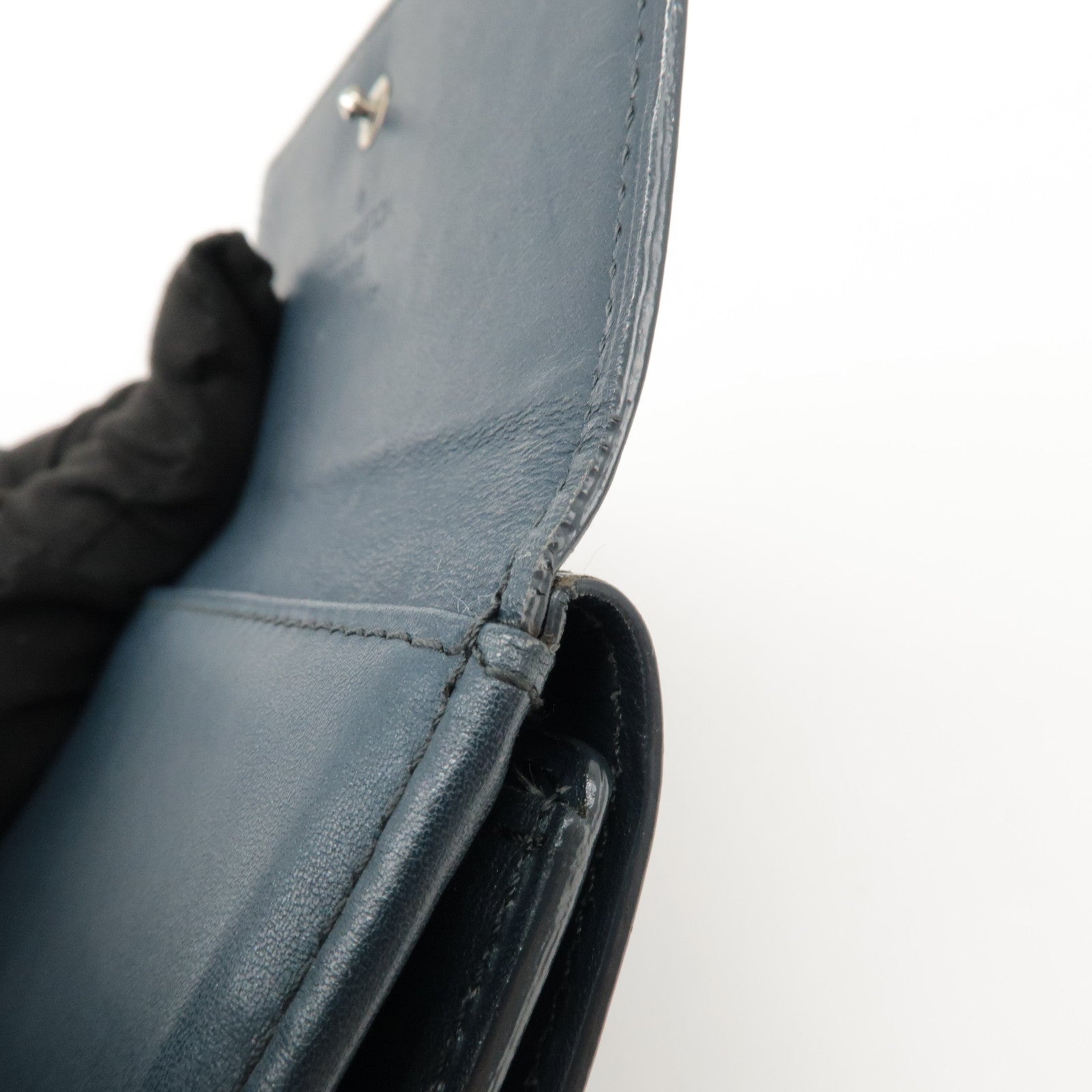 Louis Vuitton Monogram Matte Porte Monnaie Billets Credit M65115 Used