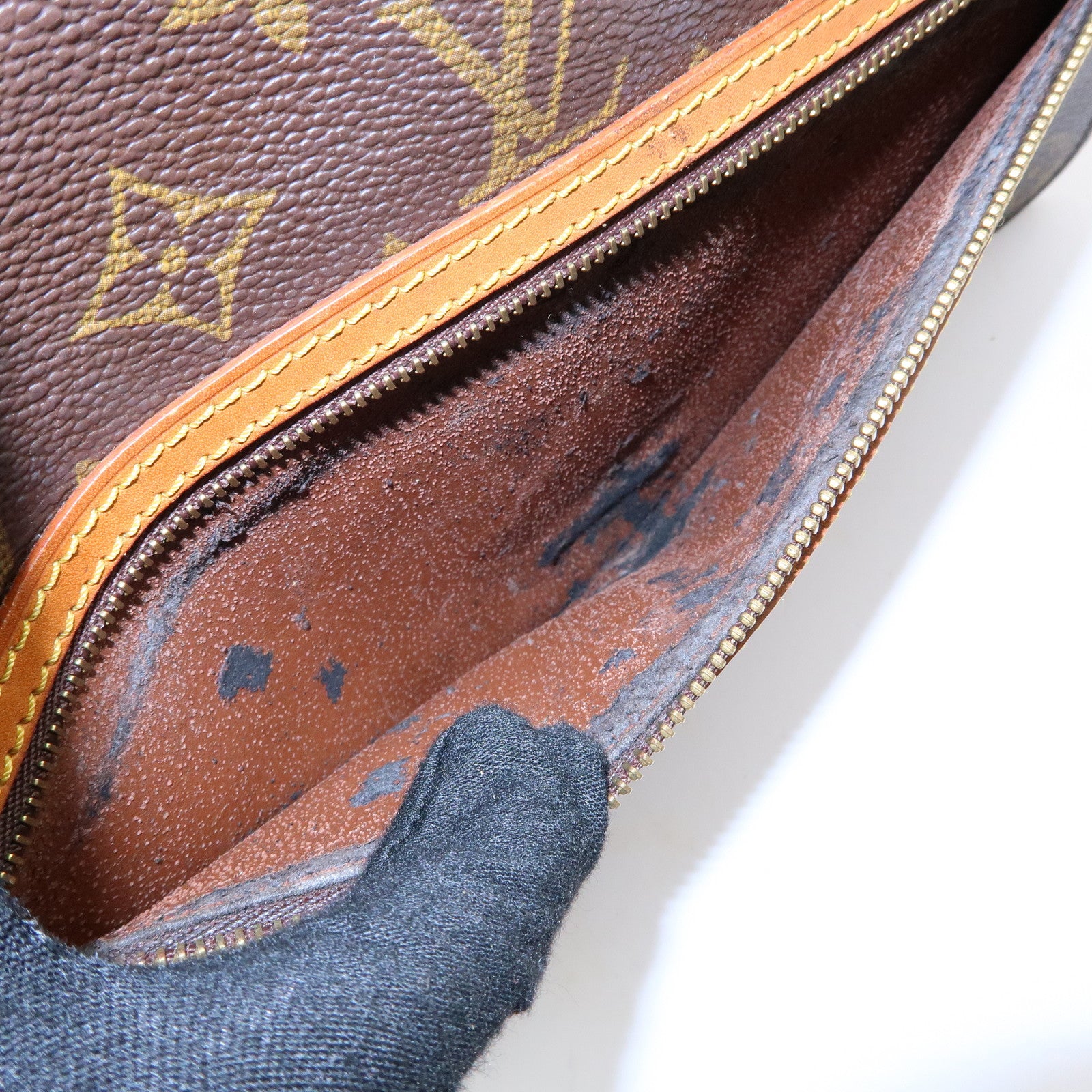 Louis Vuitton Monogram Saint Germain 28 Shoulder Bag M51207