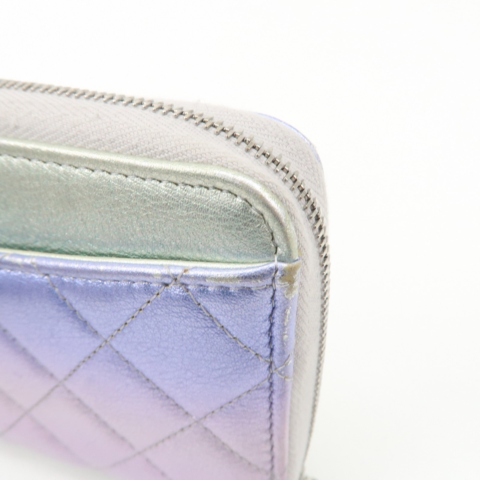 CHANEL COCO Mark Matelasse Leather Round Zippy Wallet Multicolor