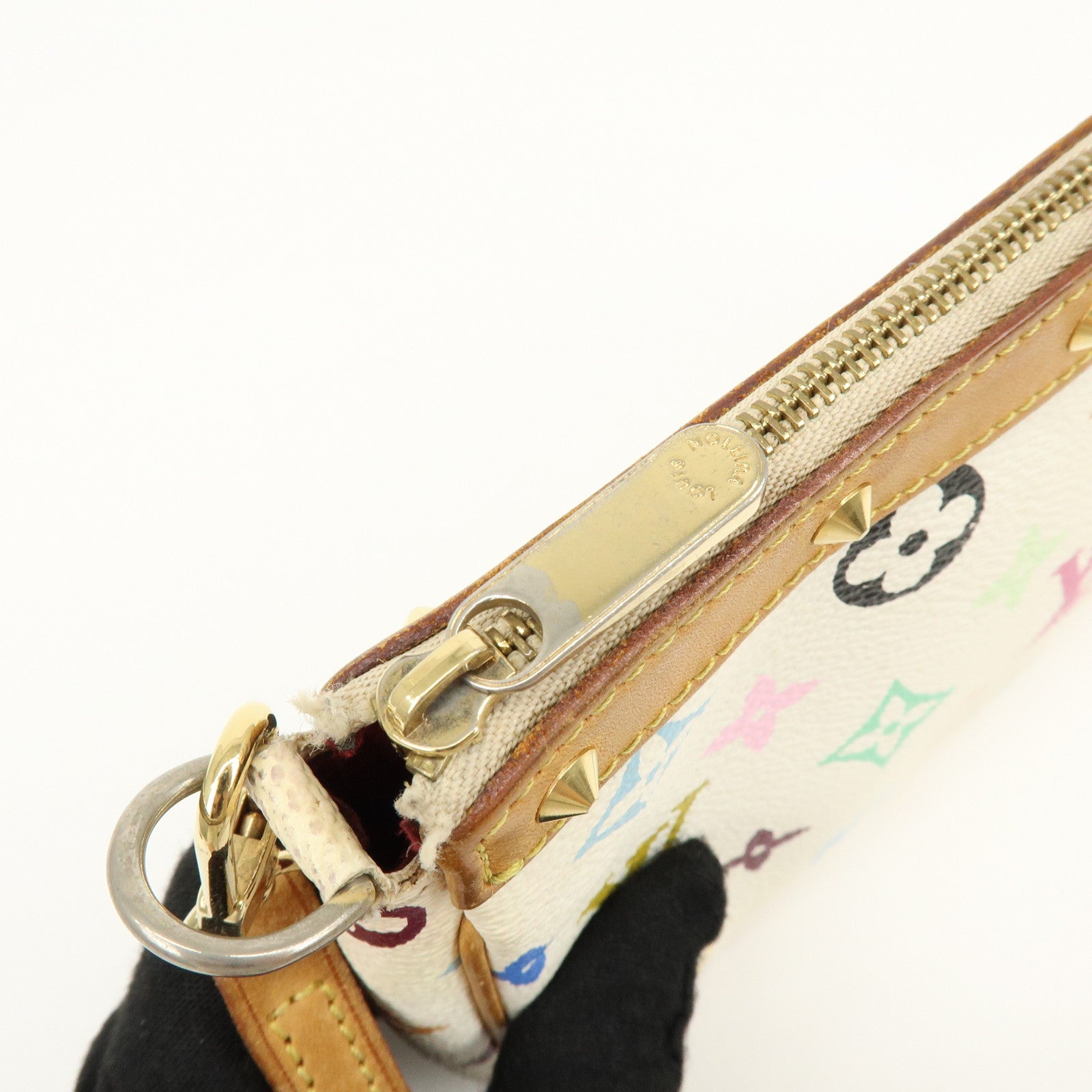 Louis Vuitton Monogram Multicolor Pochette Accessoires Blanc M92649