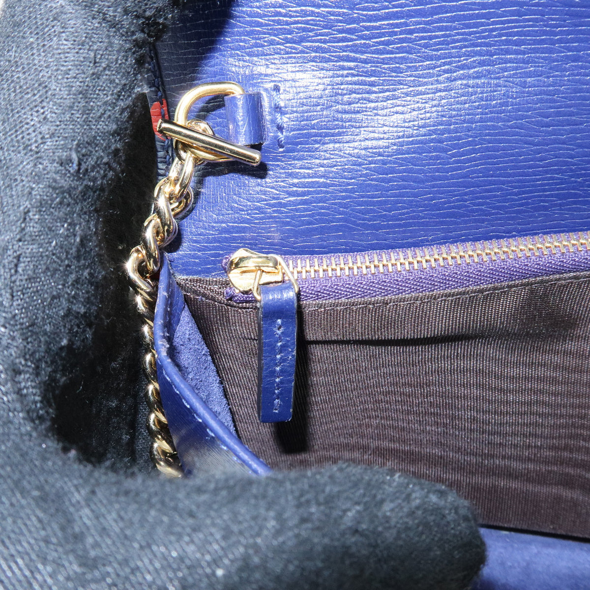 GUCCI Horsebit 1955 Calf Leather Chain Long Wallet Navy Red 621892