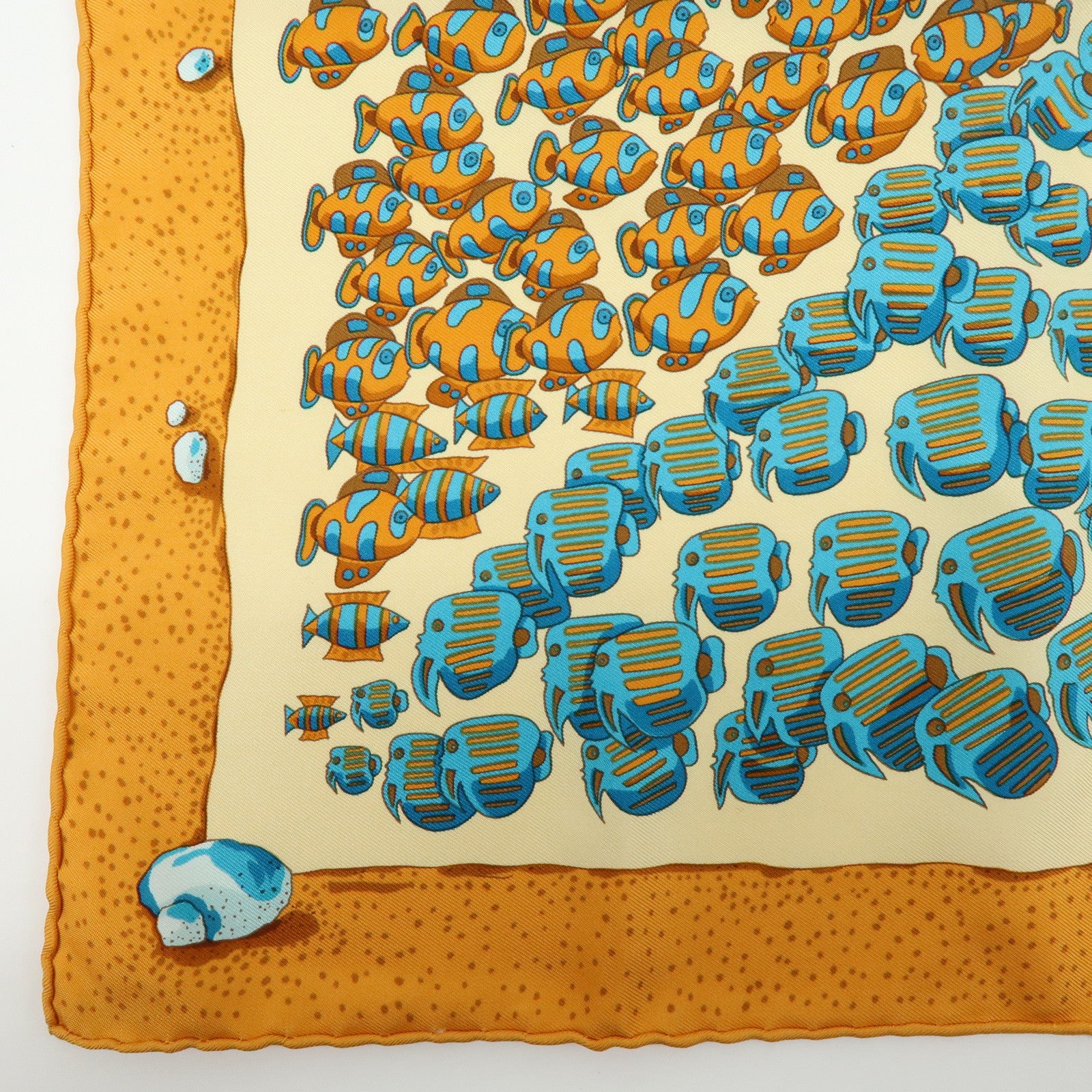 HERMES Petit Carre 40 Silk 100% Mini Scarf Poissons Tropicaux