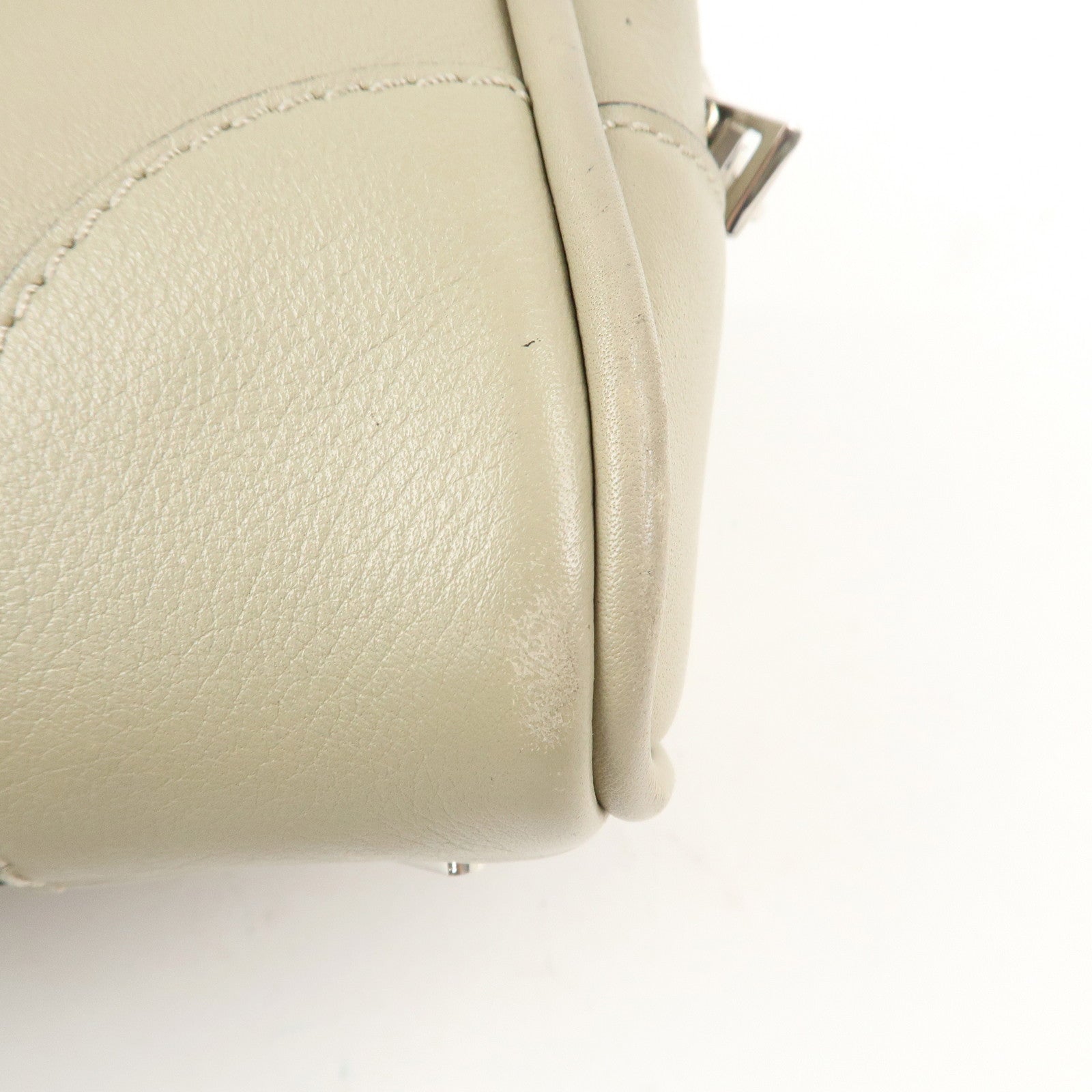 LOEWE Anagram Amazona 75 Leather Hand Bag Beige Silver