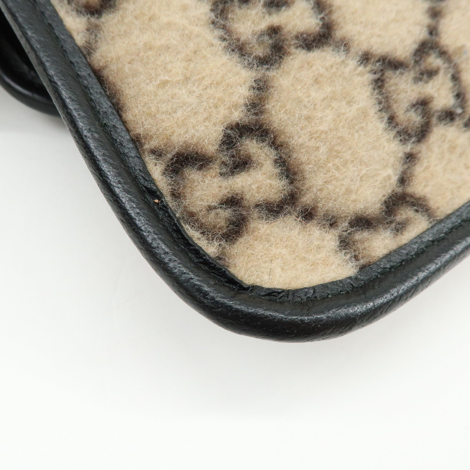 GUCCI GG Wool Leather Waist Pouch Body Bag Beige Black 598181