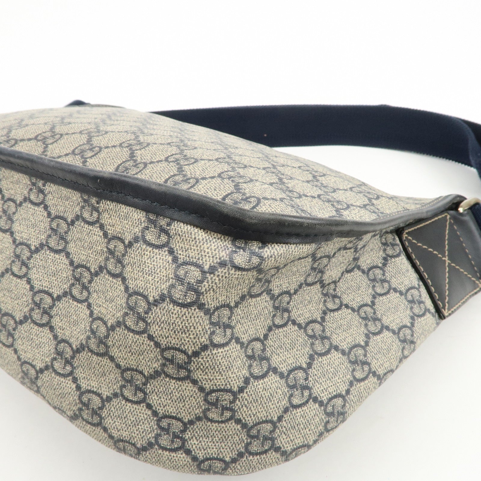 GUCCI GG Supreme Shoulder Bag Messenger Bag Beige Navy 201732