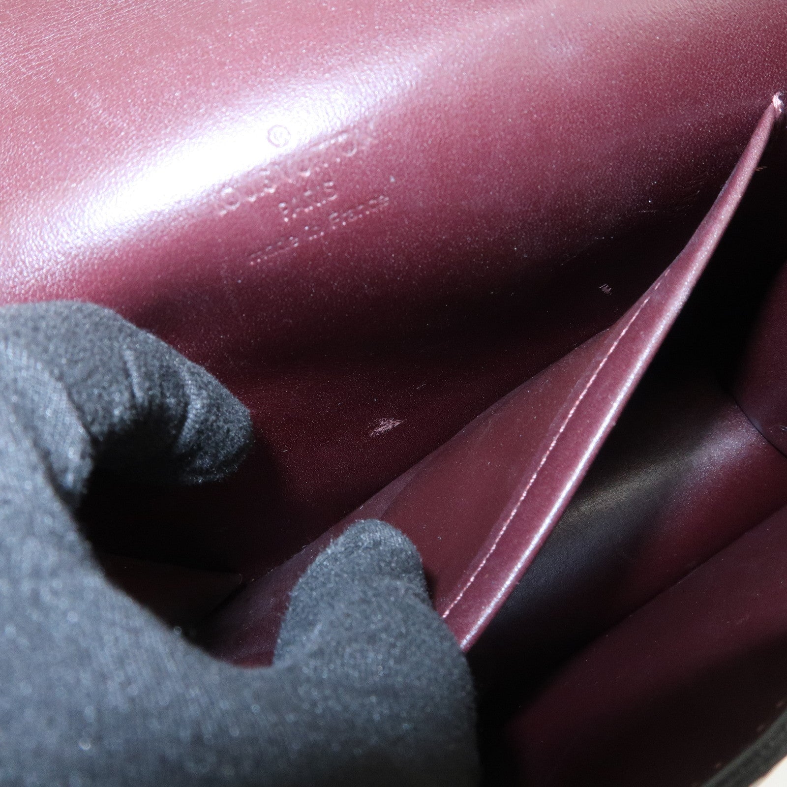 Louis Vuitton Damier Vernis Cabaret Shoulder Bag Carmine M92126