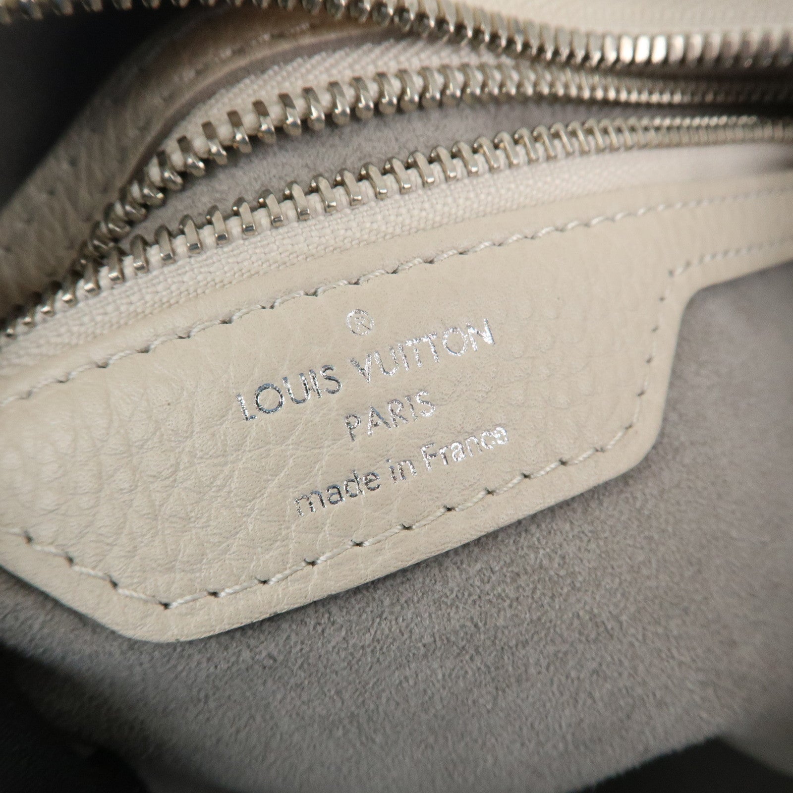 Louis Vuitton Monogram Mahina Selene PM Shoulder Bag Blanc M94275