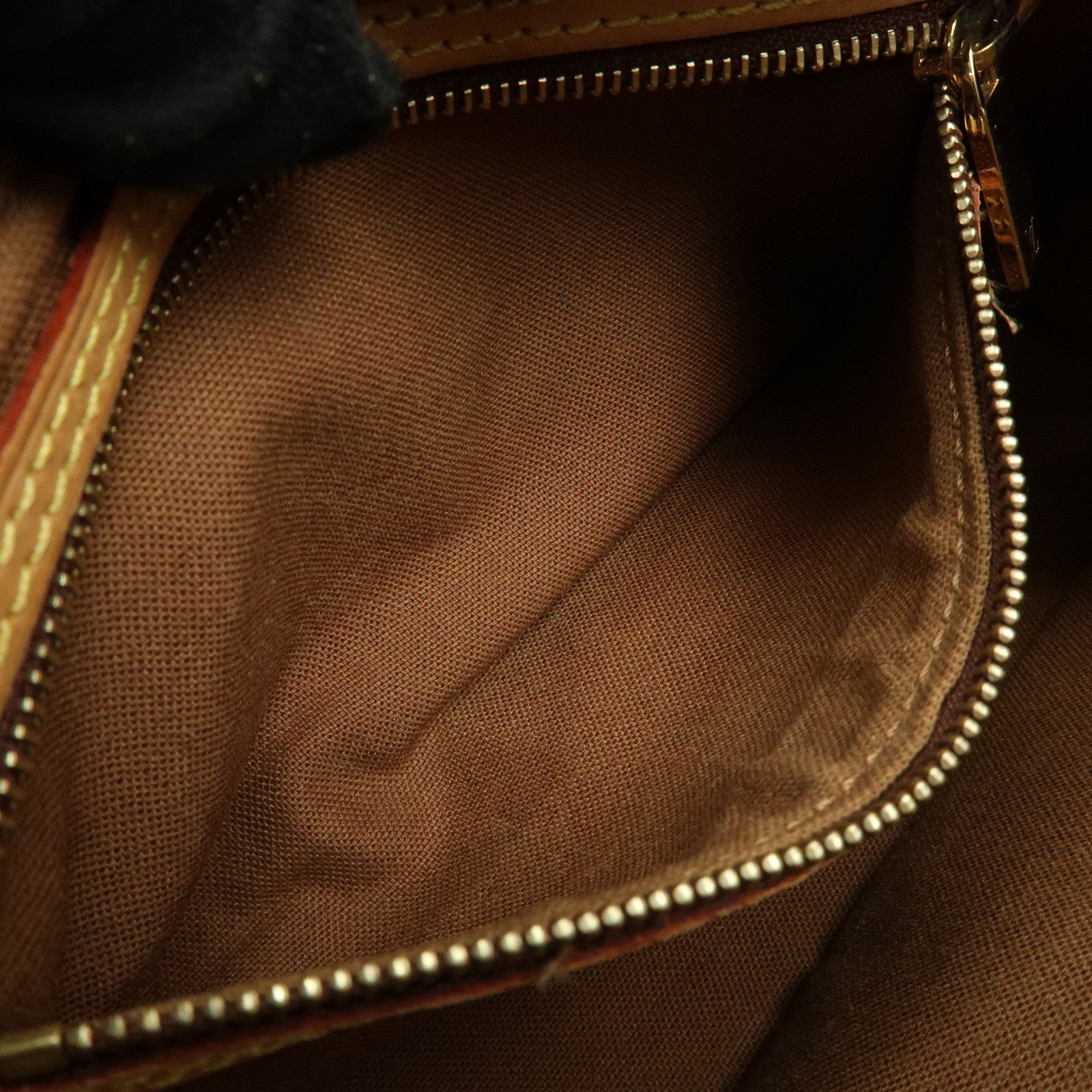 Louis Vuitton Monogram Trotteur Canvas Shoulder Bag Brown M51240