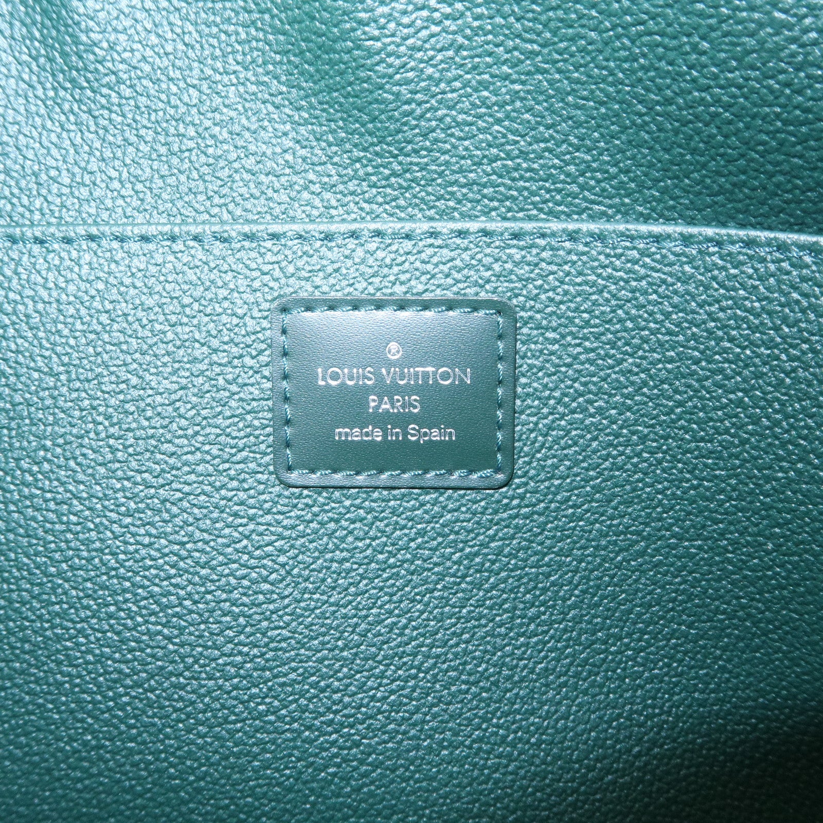 Louis Vuitton Set of 2 Taiga Leather Pouch Epicea M30214 M30304 Used