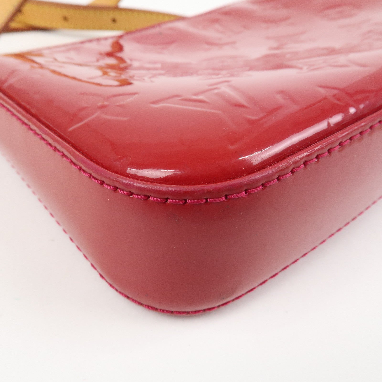 Louis Vuitton Monogram Vernis Pochette Accessoires Pouch M91574