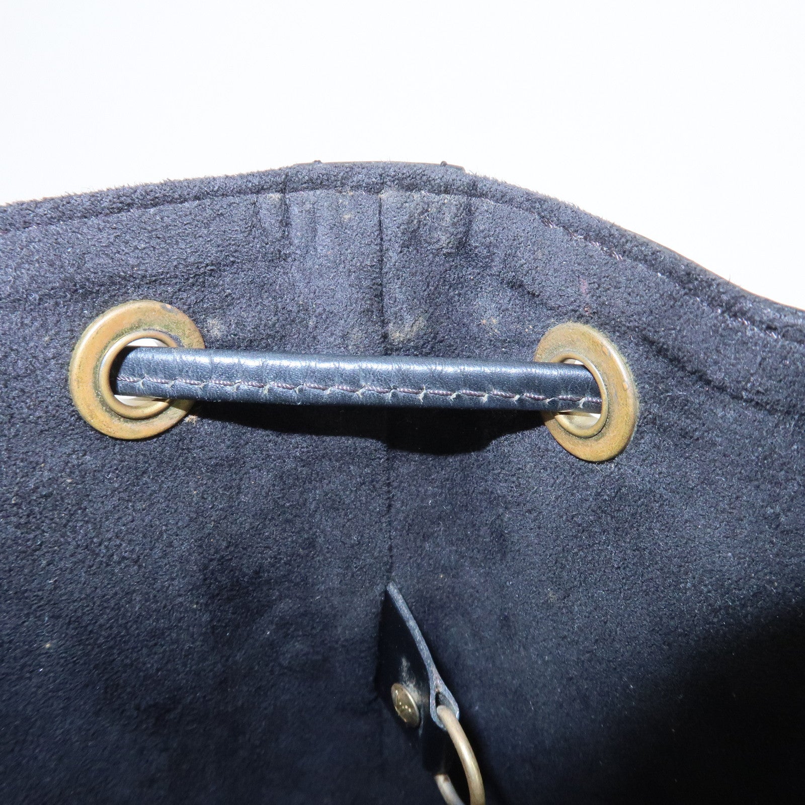 Louis Vuitton Epi Petit Noe Shoulder Bag Noir Black M44102